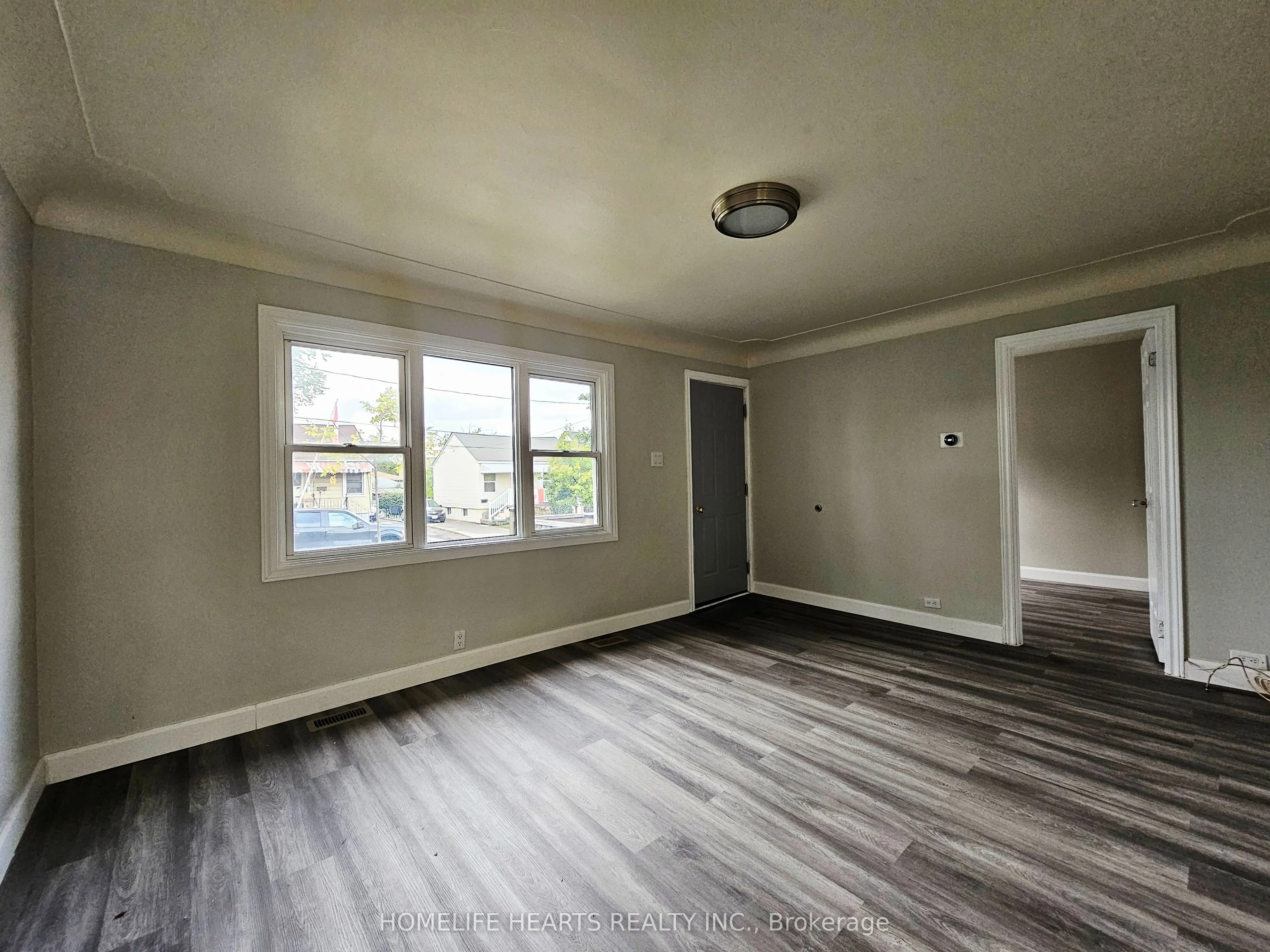 80 Glennie Avenue