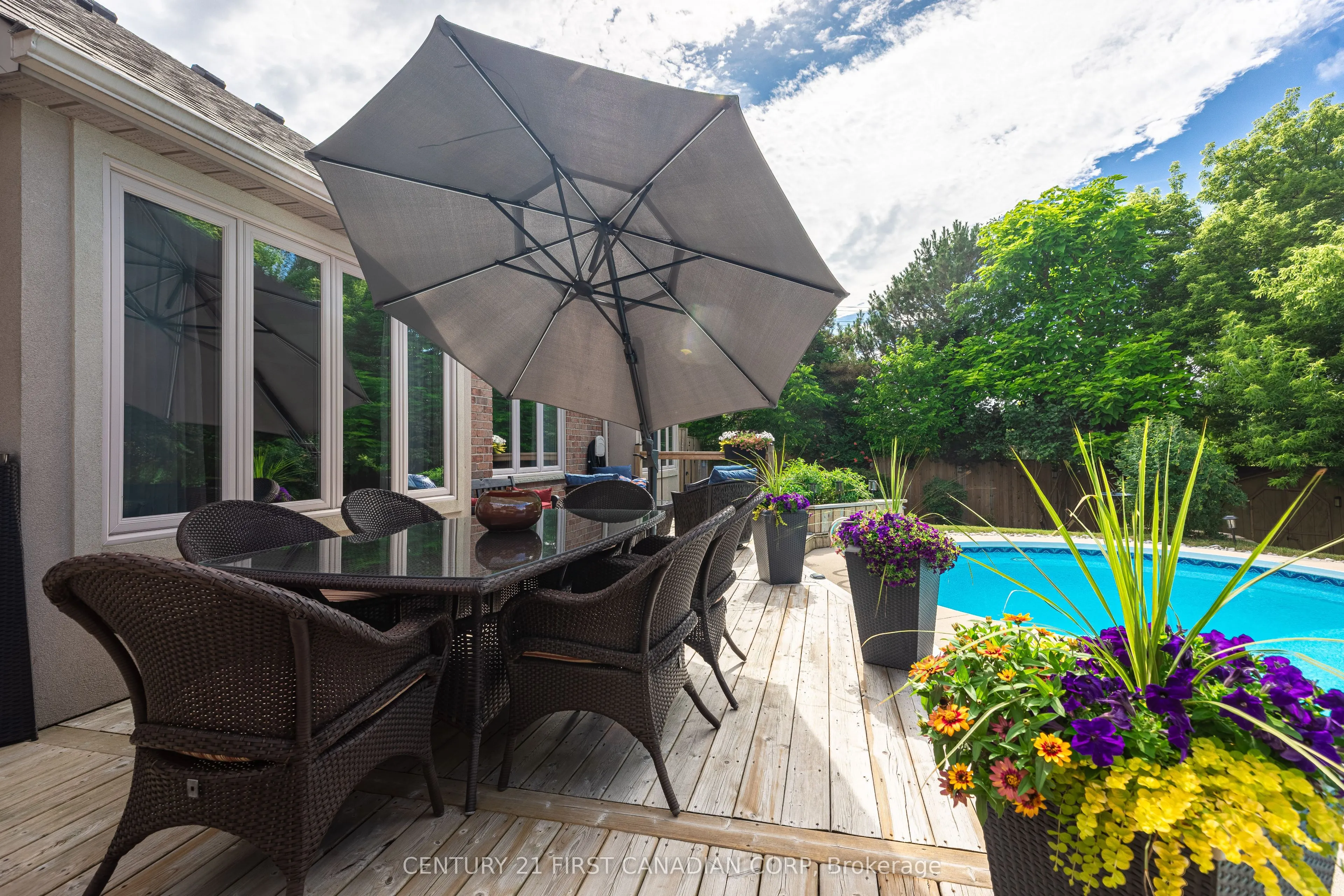 2 Longview Court