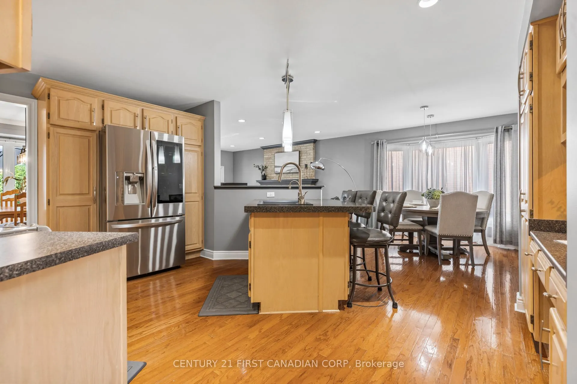 2 Longview Court