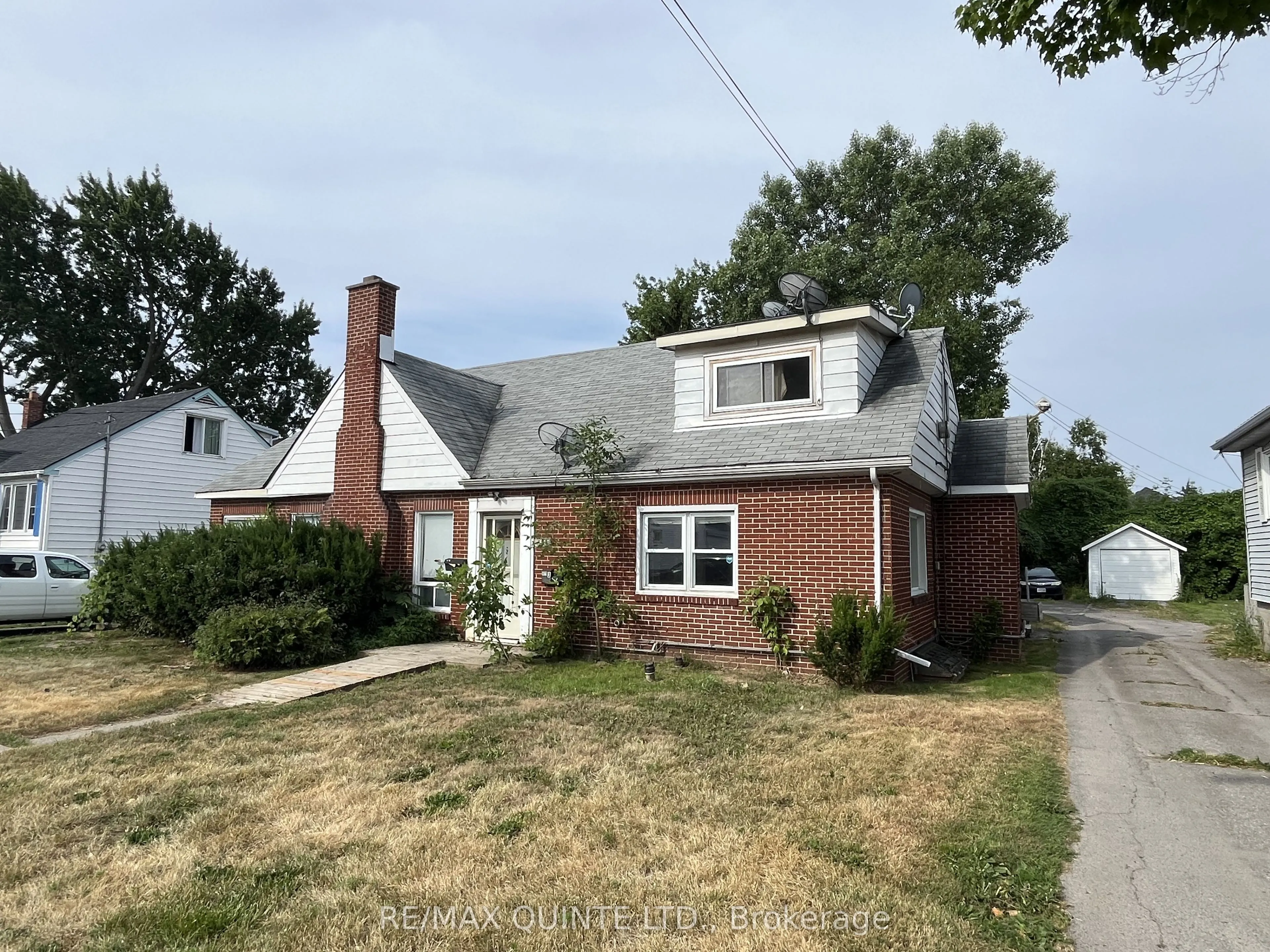 322 COLEMAN Street
