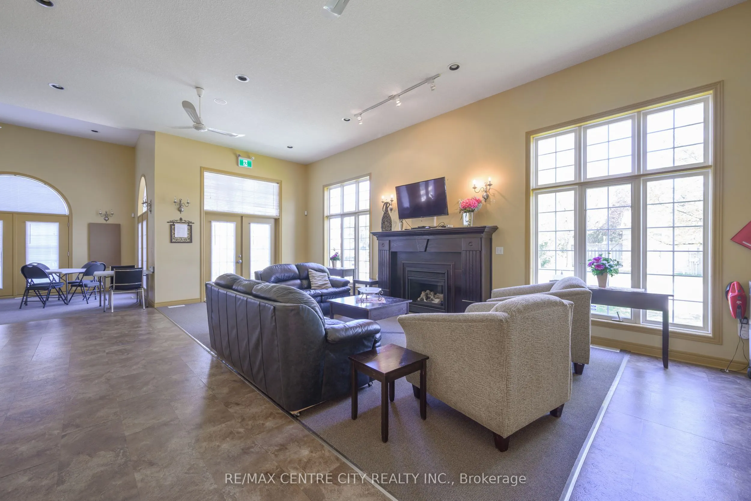 2025 MEADOWGATE Boulevard, #243