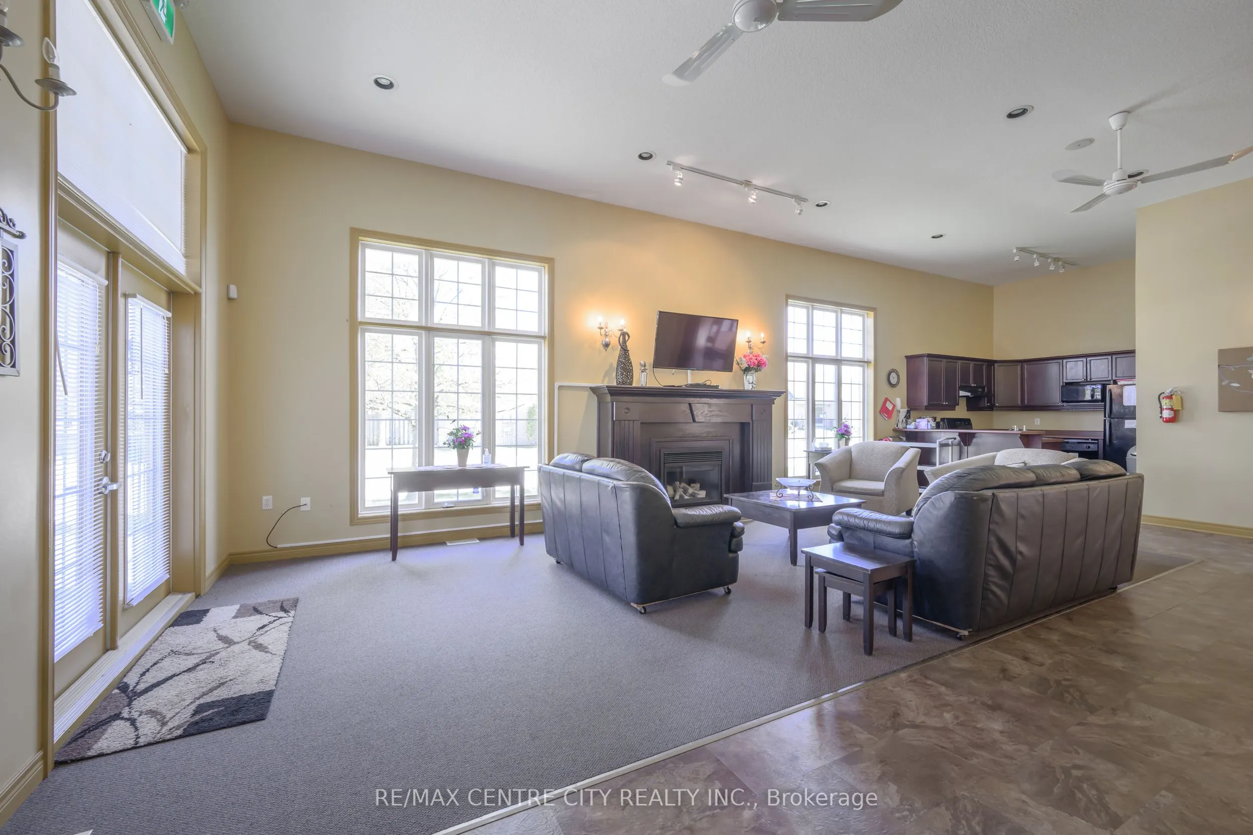 2025 MEADOWGATE Boulevard, #243