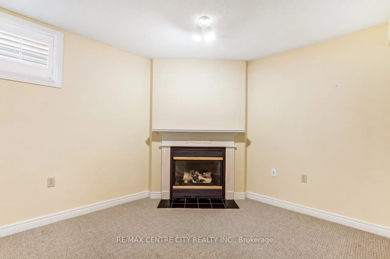 2025 MEADOWGATE Boulevard, #243