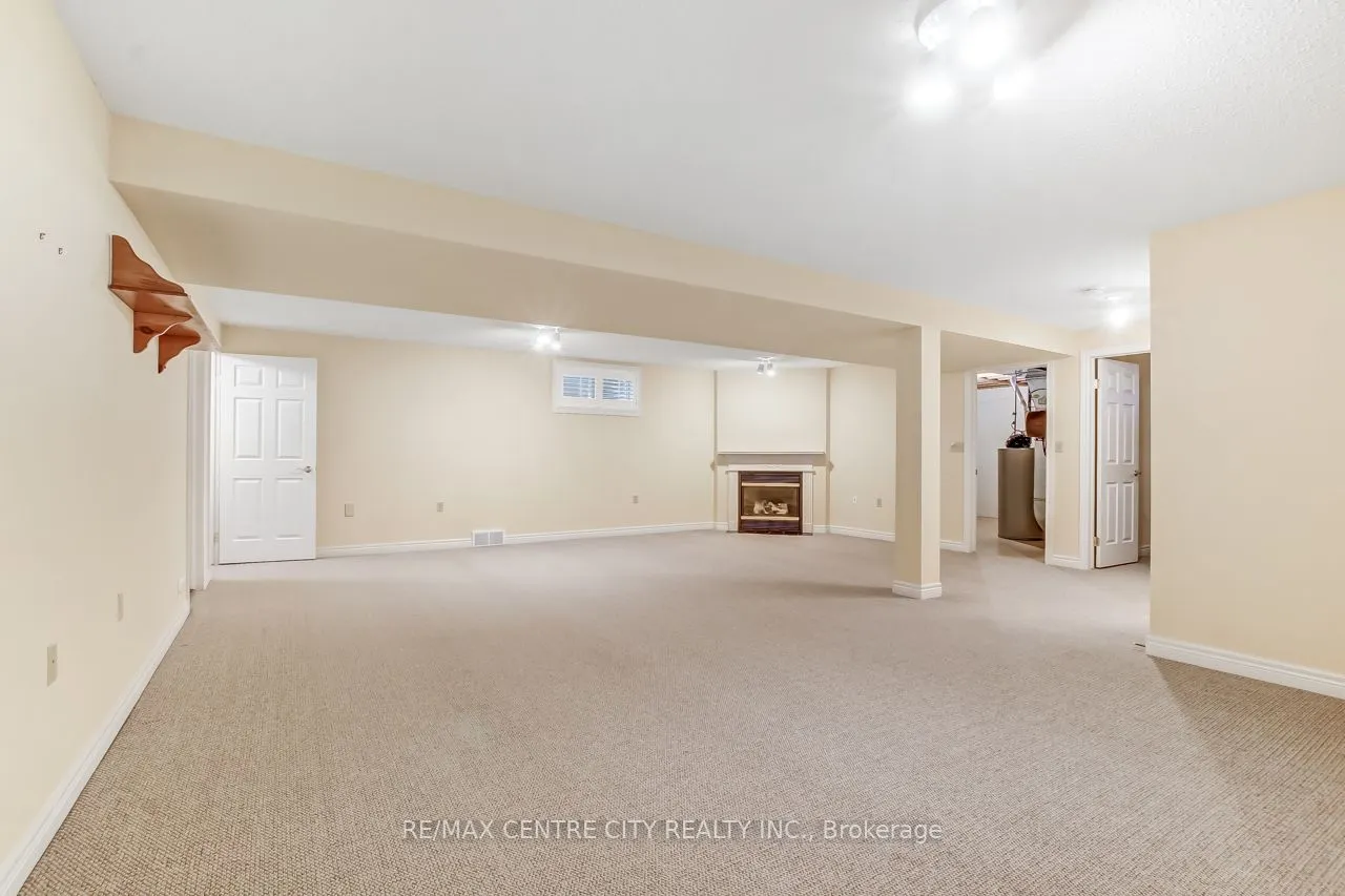 2025 MEADOWGATE Boulevard, #243