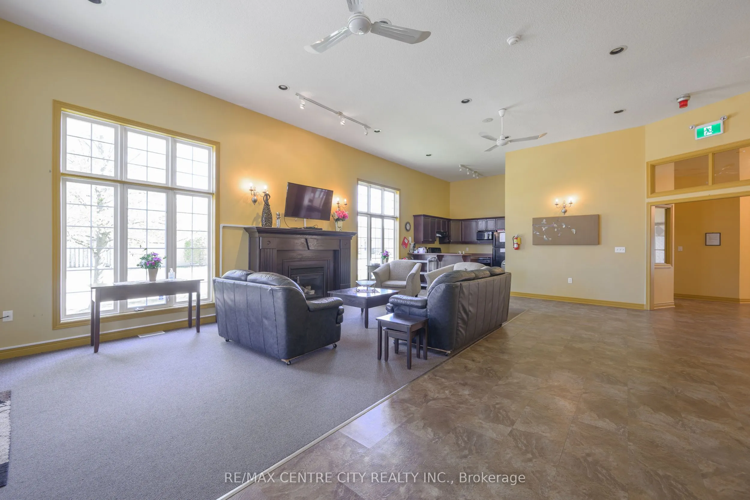 2025 MEADOWGATE Boulevard, #243