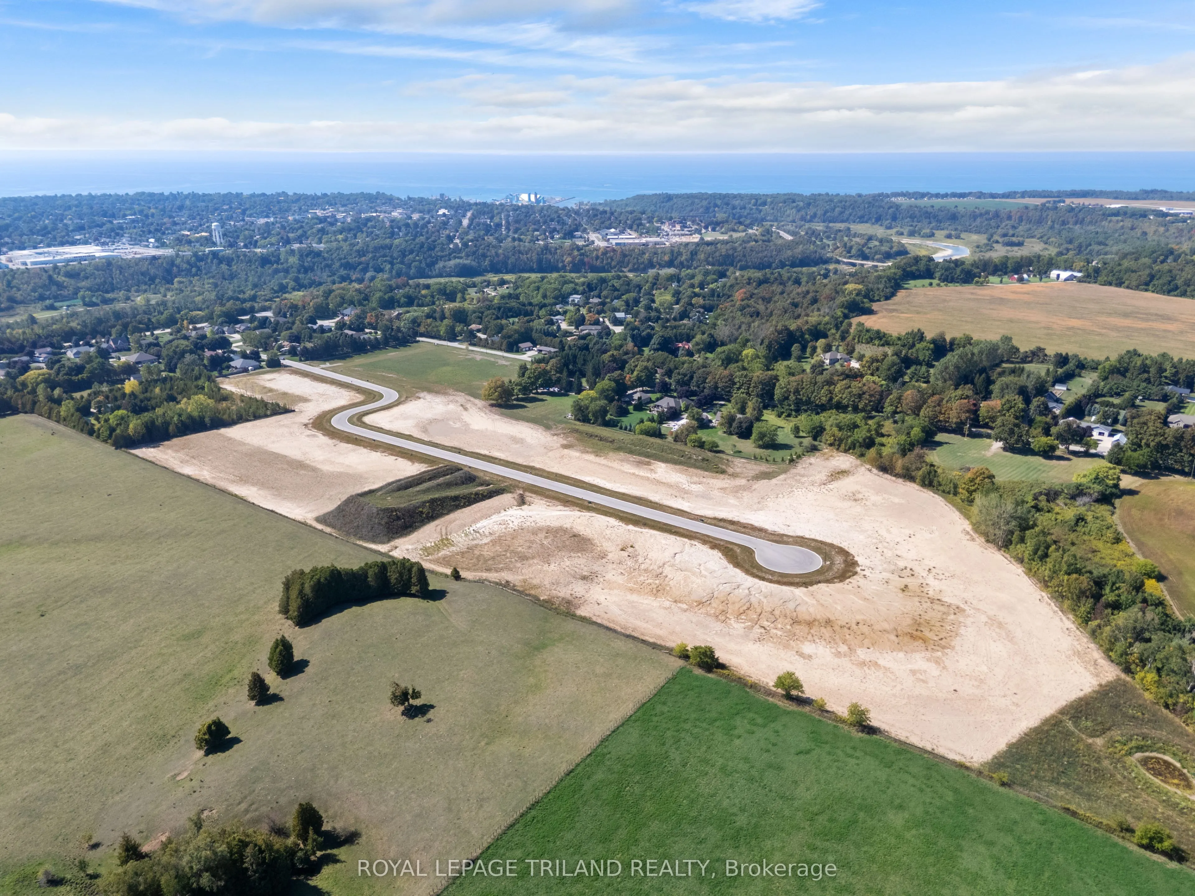 81326 (Lot 25) Westmount Line