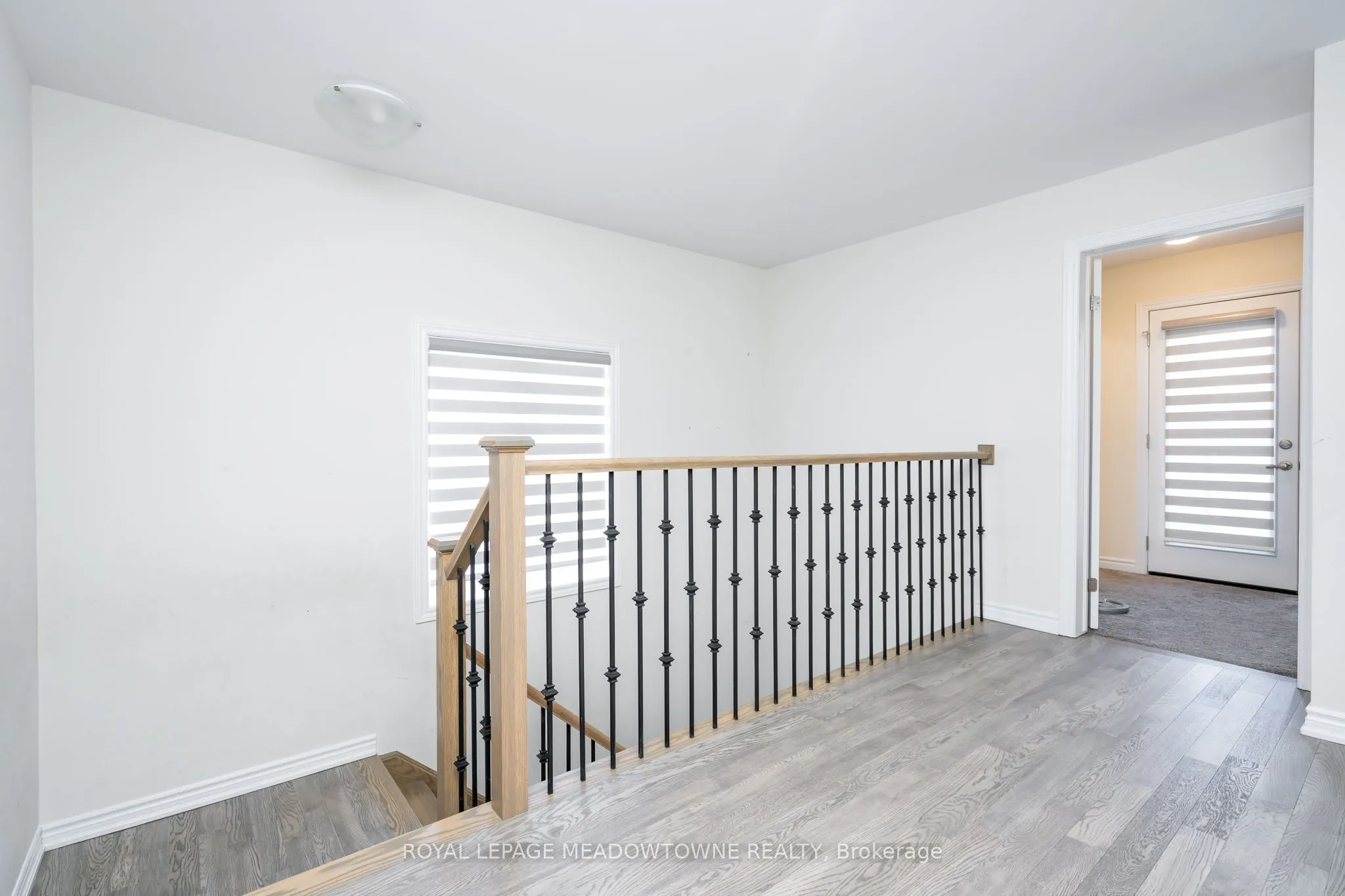 16 Bethune Avenue