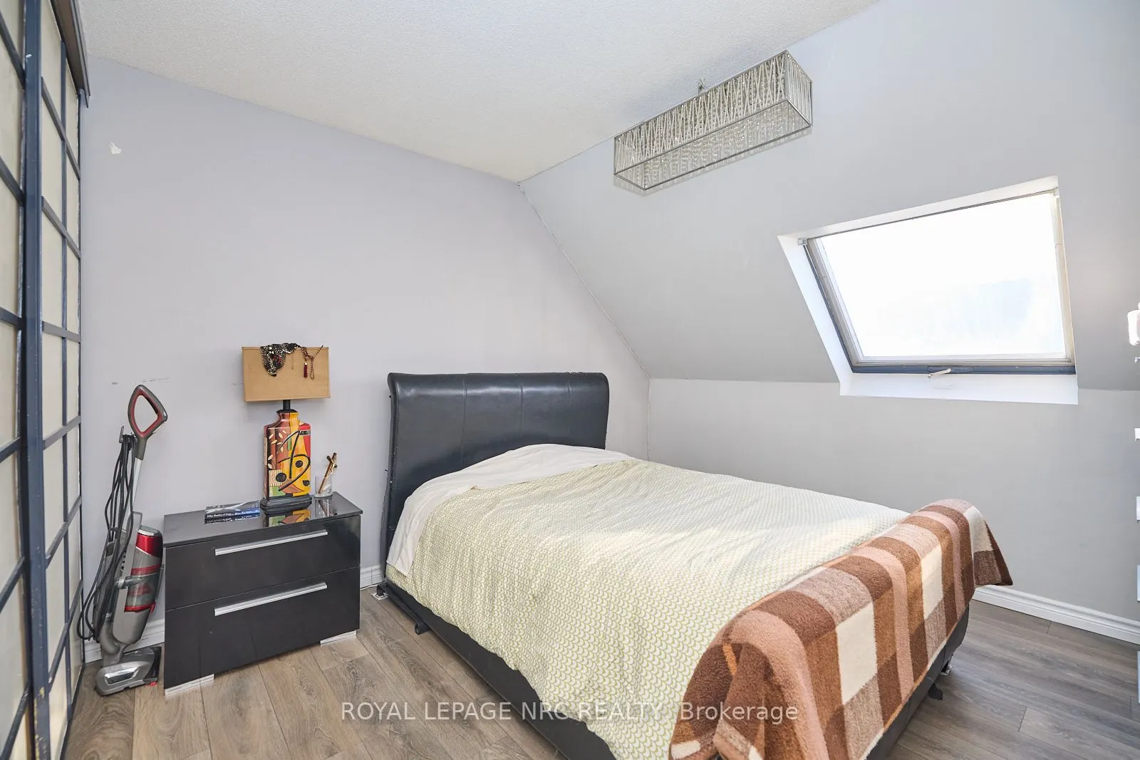 4872 Valley Way, #302