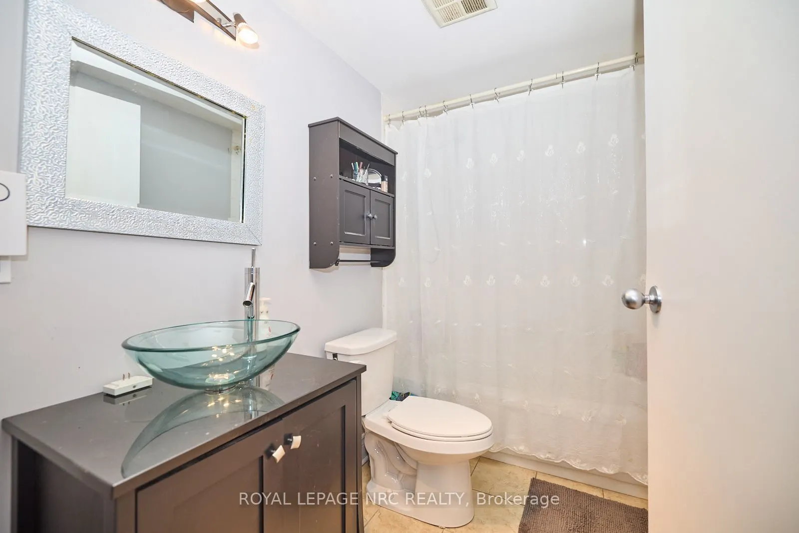 4872 Valley Way, #302