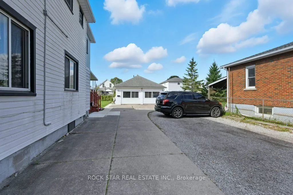 111 McAlpine Avenue S