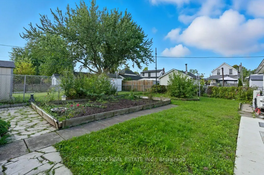 111 McAlpine Avenue S