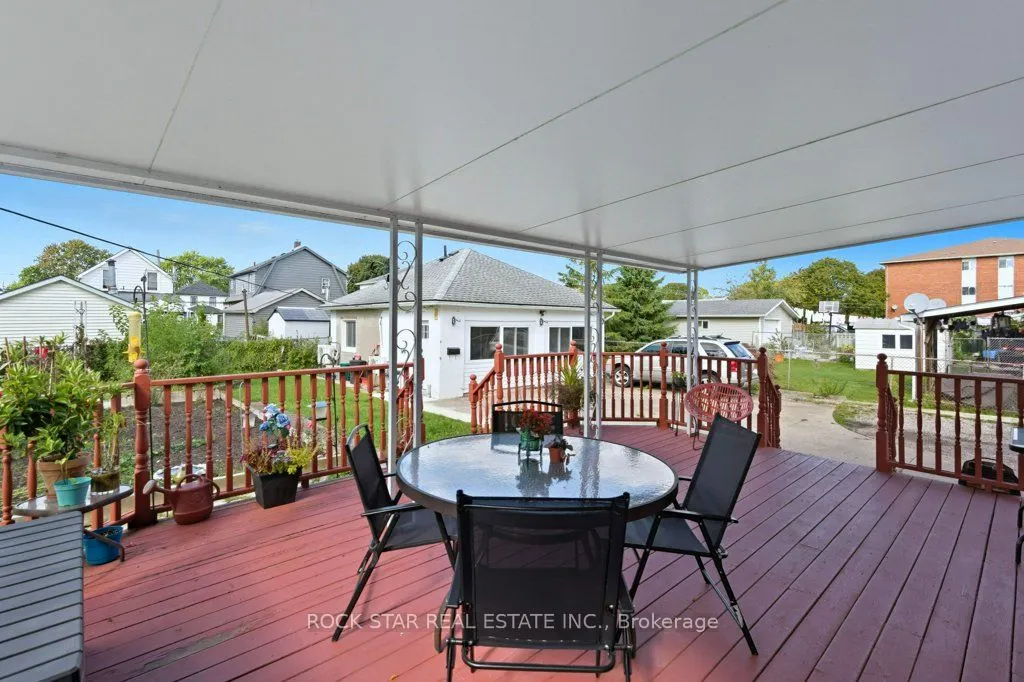 111 McAlpine Avenue S