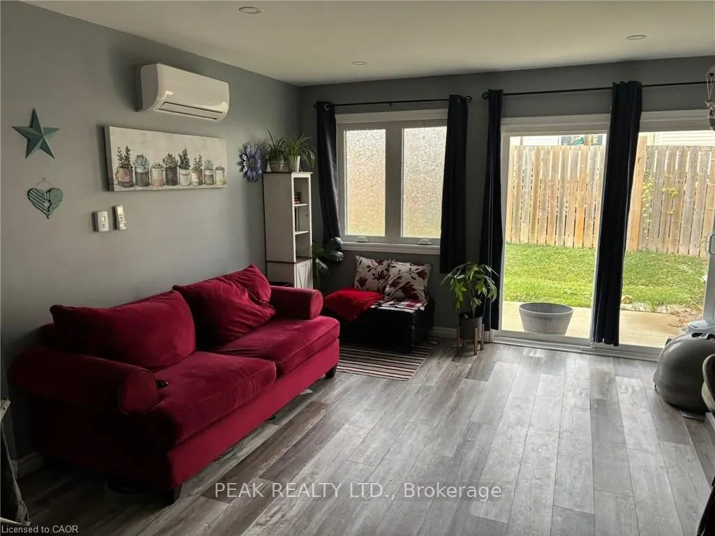 46 Elora Estates S