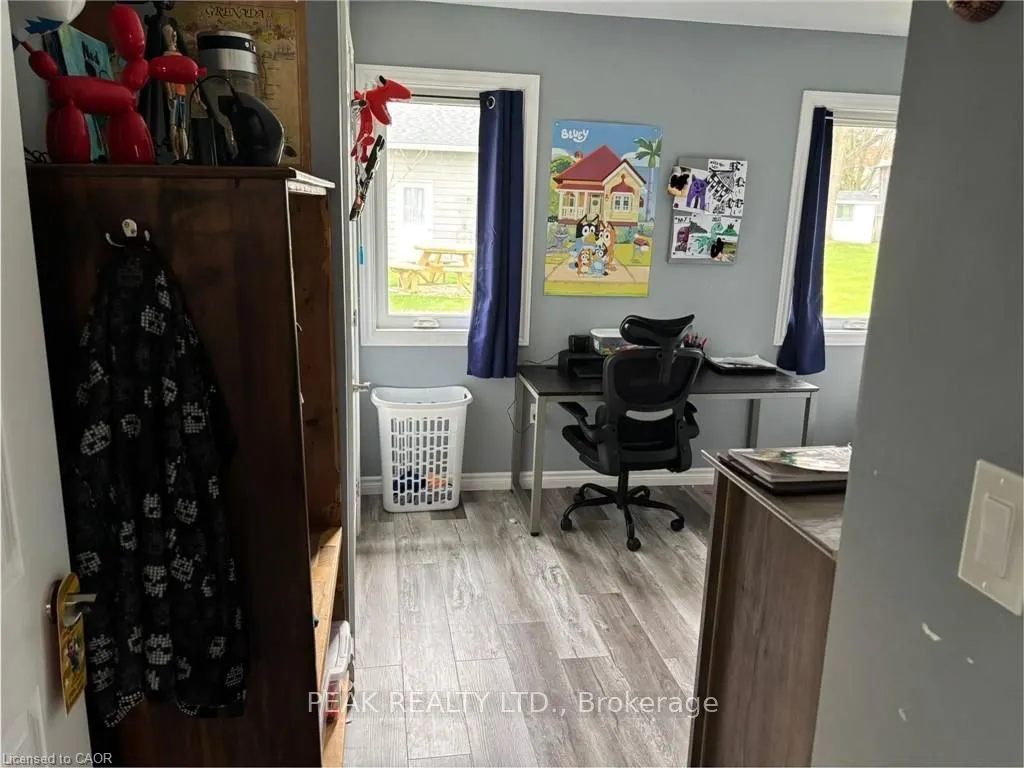 46 Elora Estates S
