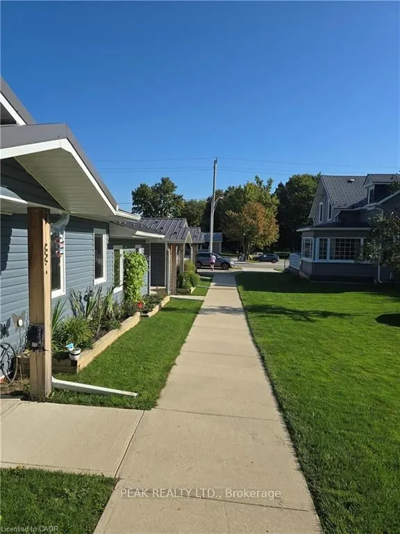 46 Elora Estates S