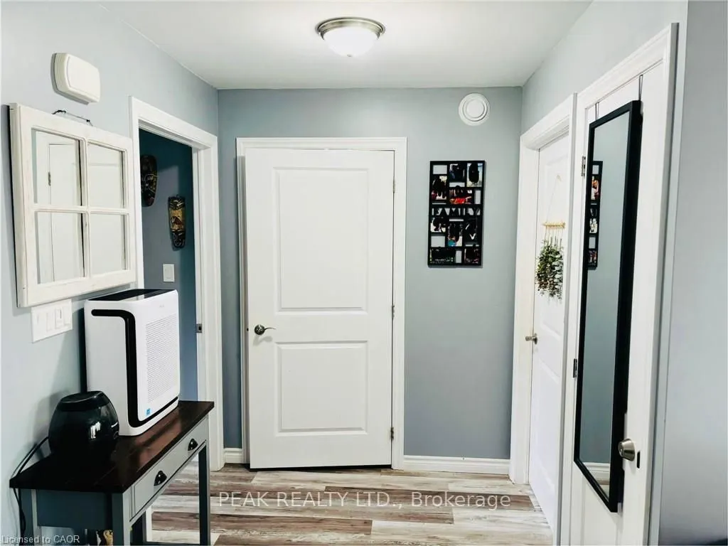 46 Elora Estates S