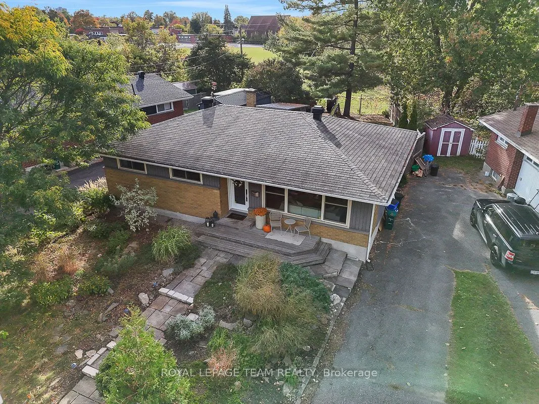 884 ADMIRAL Avenue