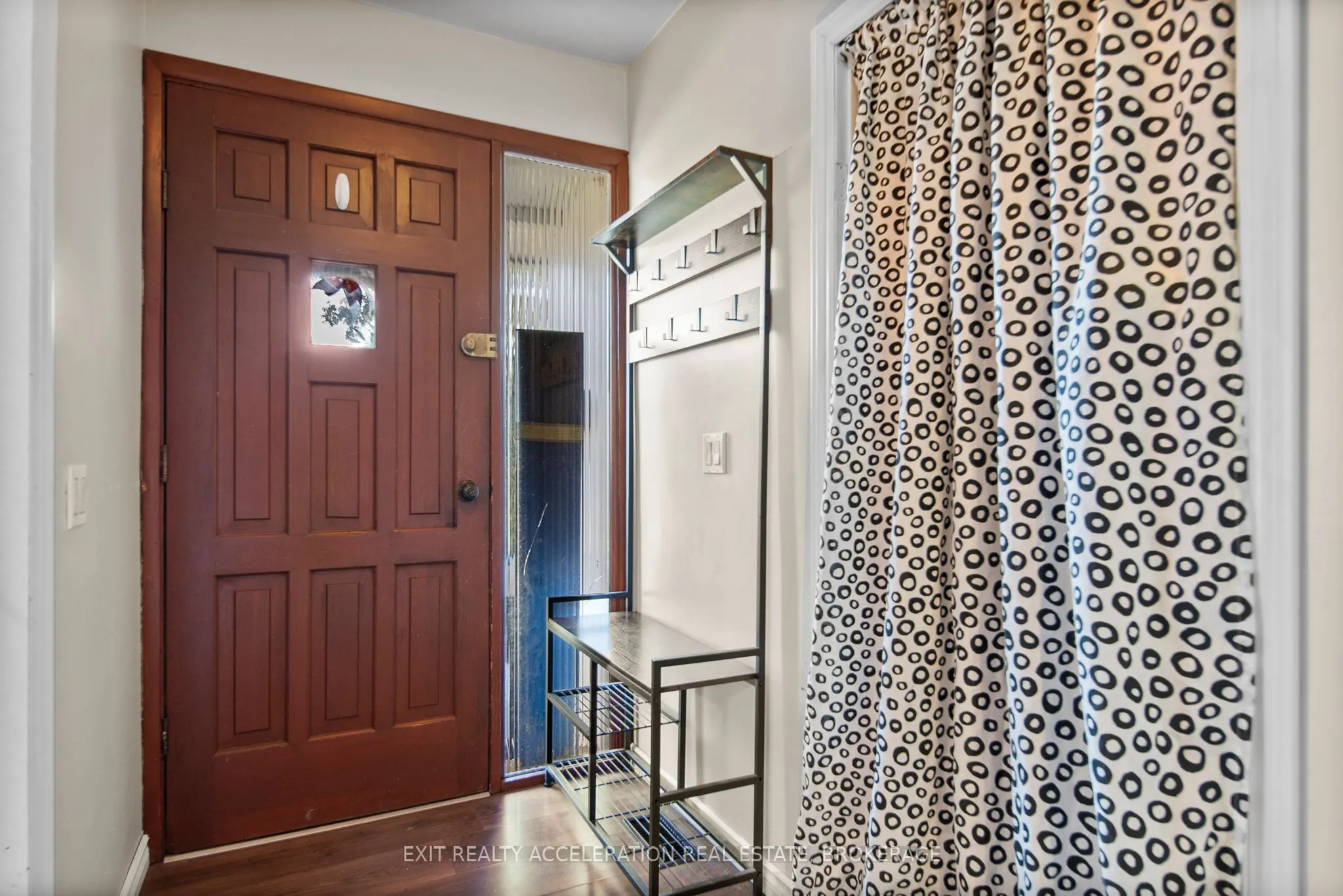 17 Sunset Crescent