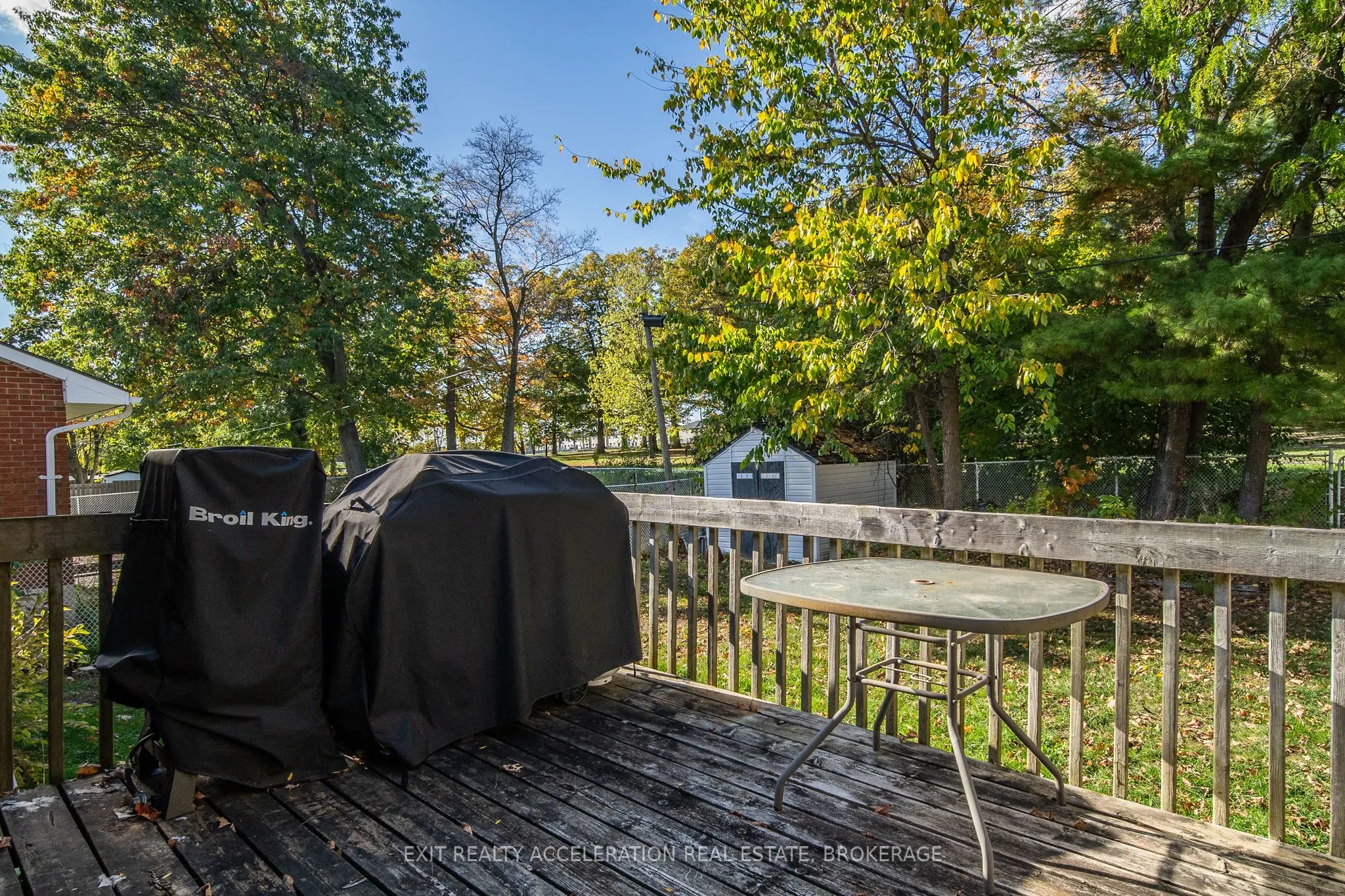 17 Sunset Crescent