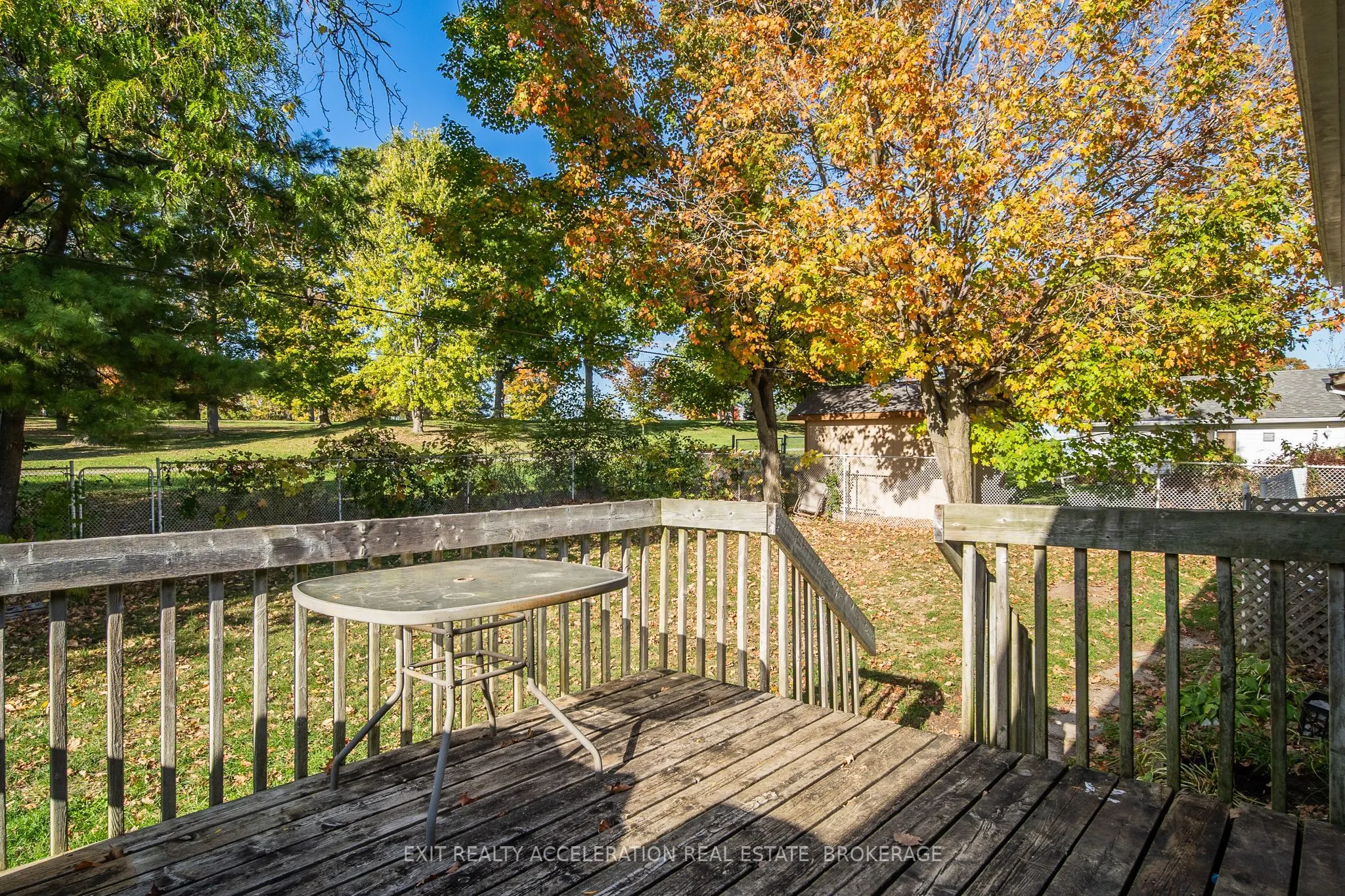 17 Sunset Crescent