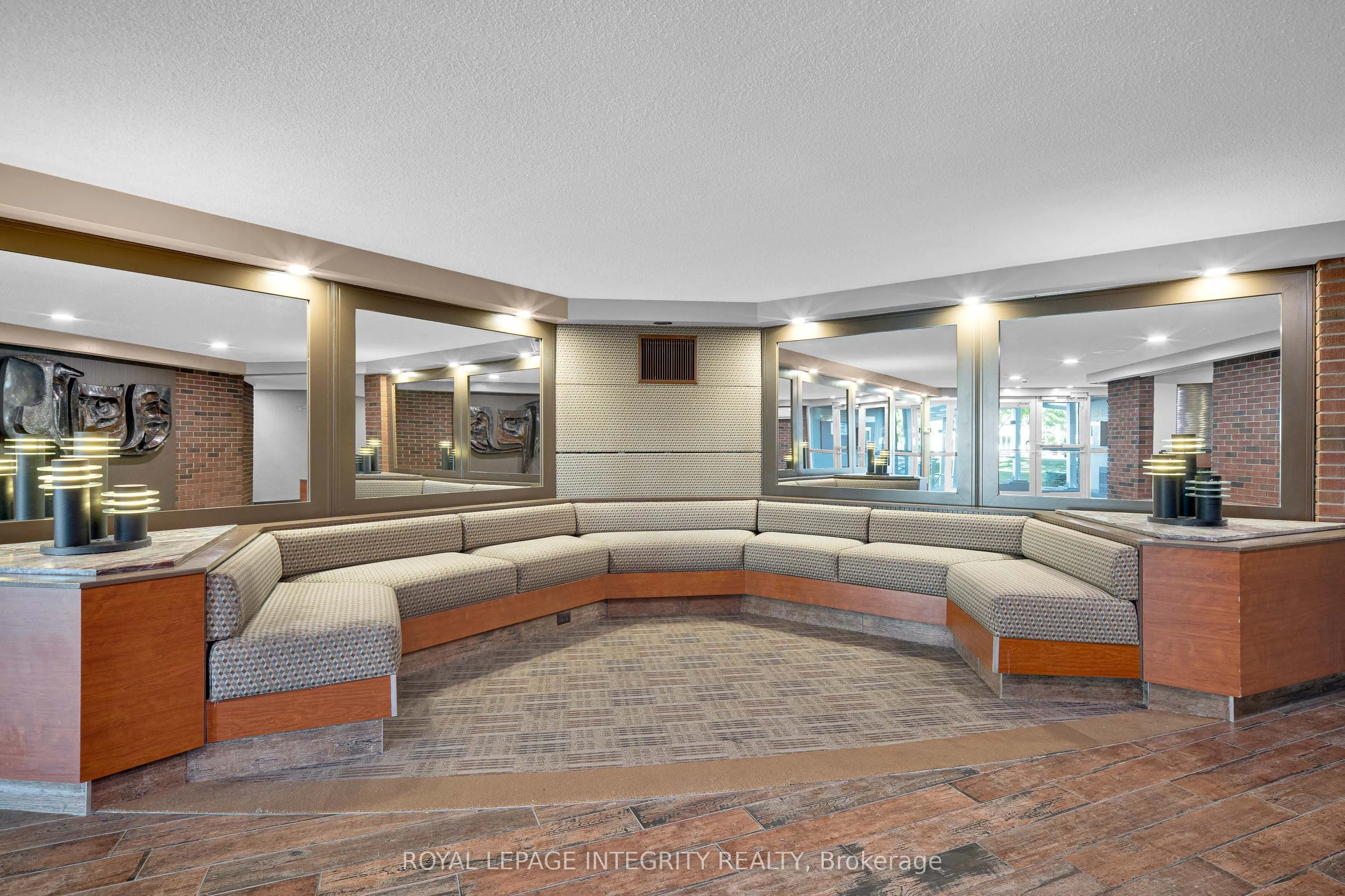 20 Chesterton Drive, #1010