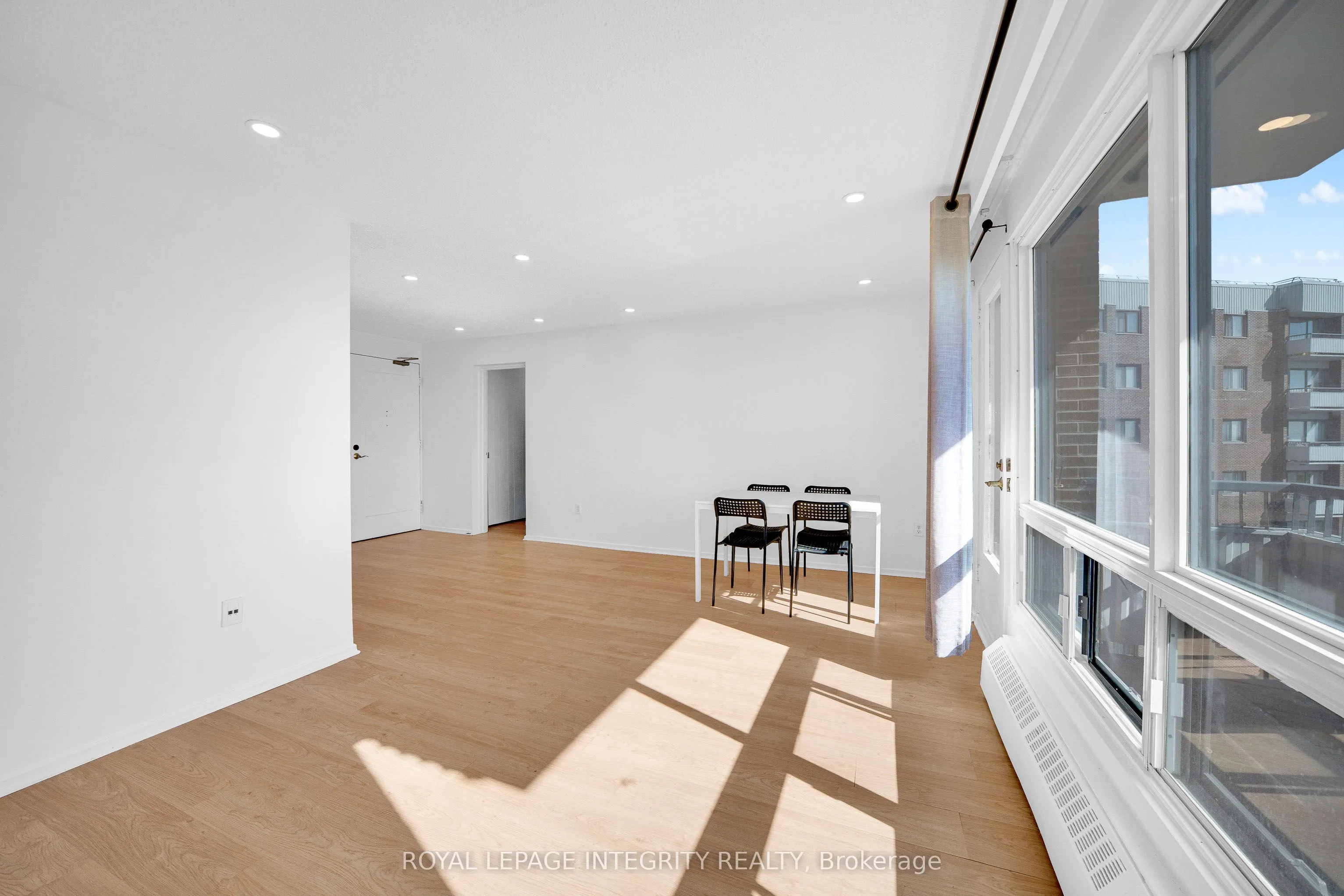 20 Chesterton Drive, #1010