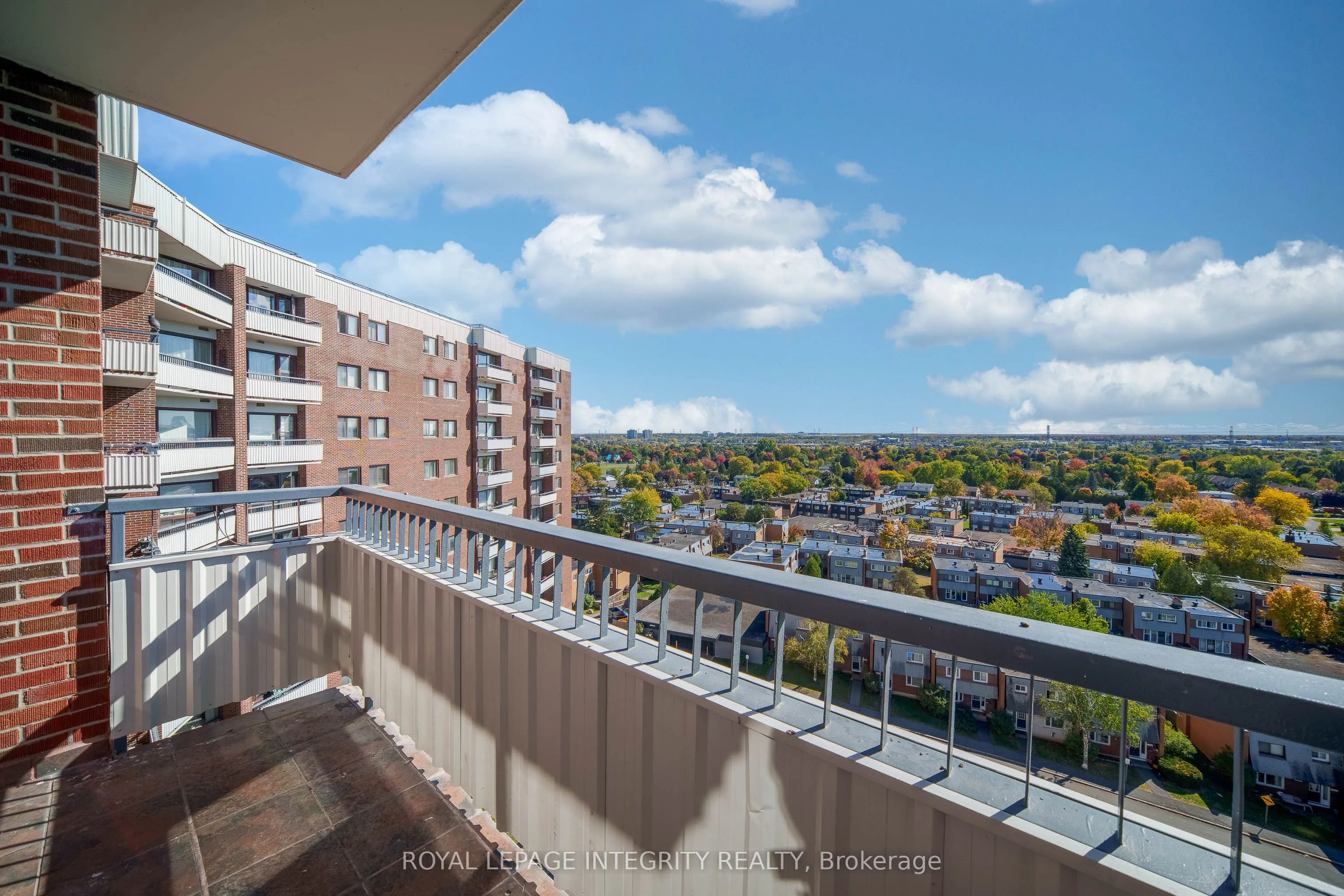 20 Chesterton Drive, #1010