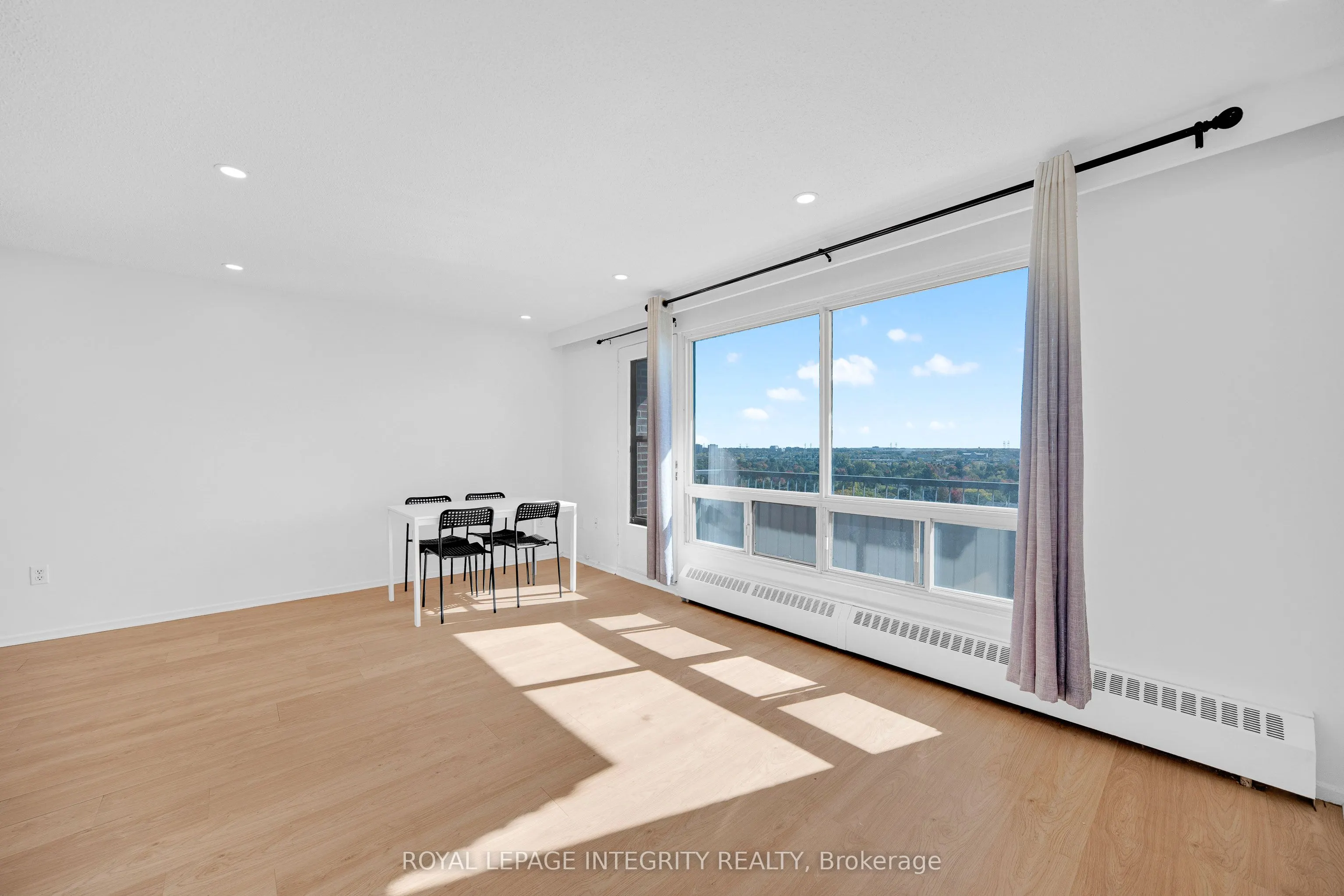 20 Chesterton Drive, #1010
