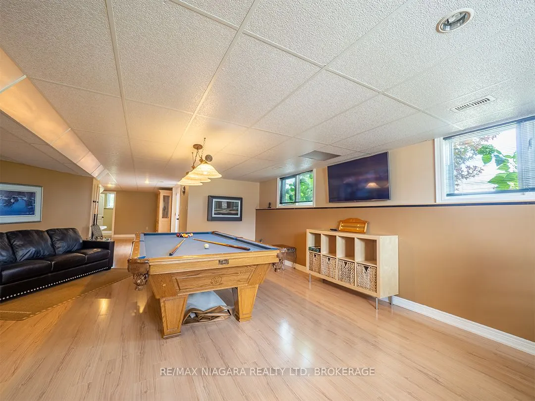 20219 Youngs Road S