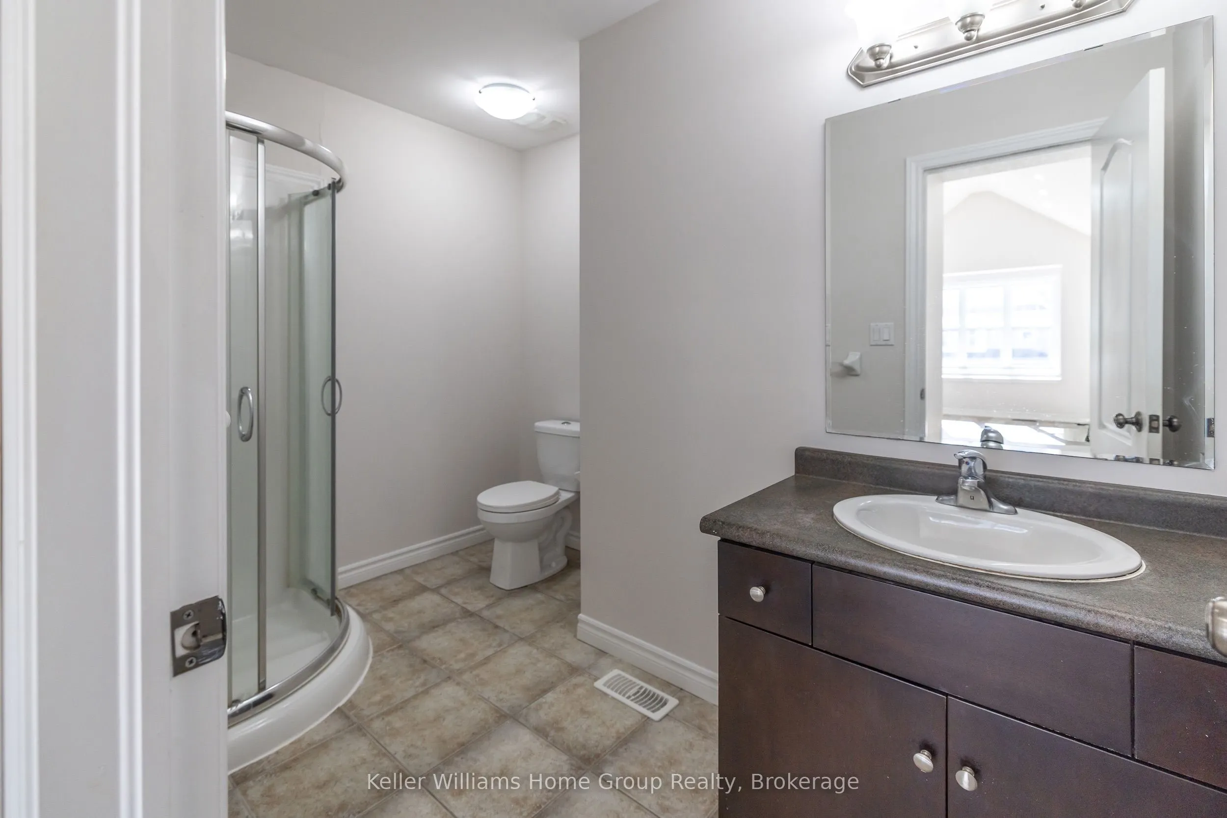 35 AMSTERDAM CRES