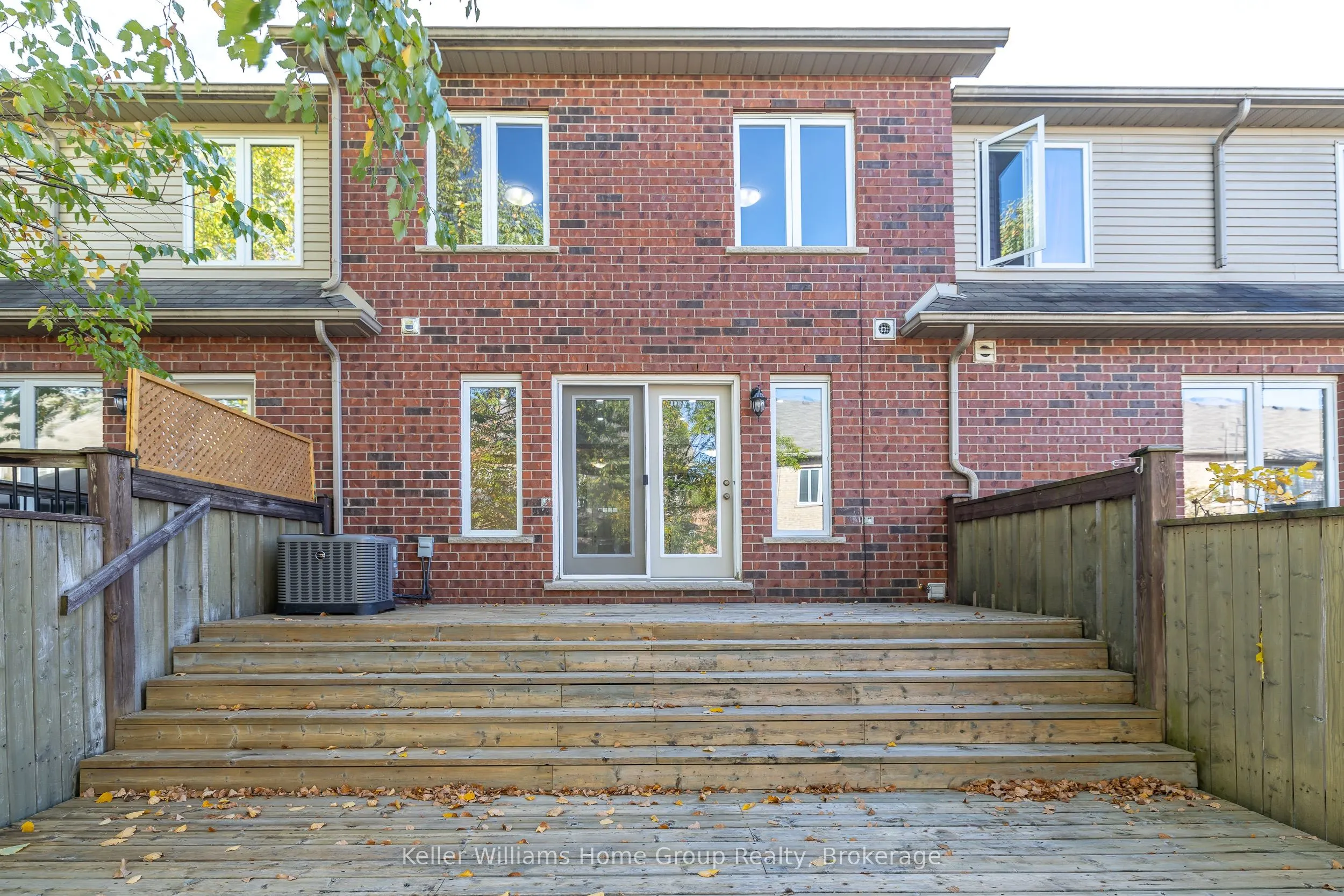 35 AMSTERDAM CRES
