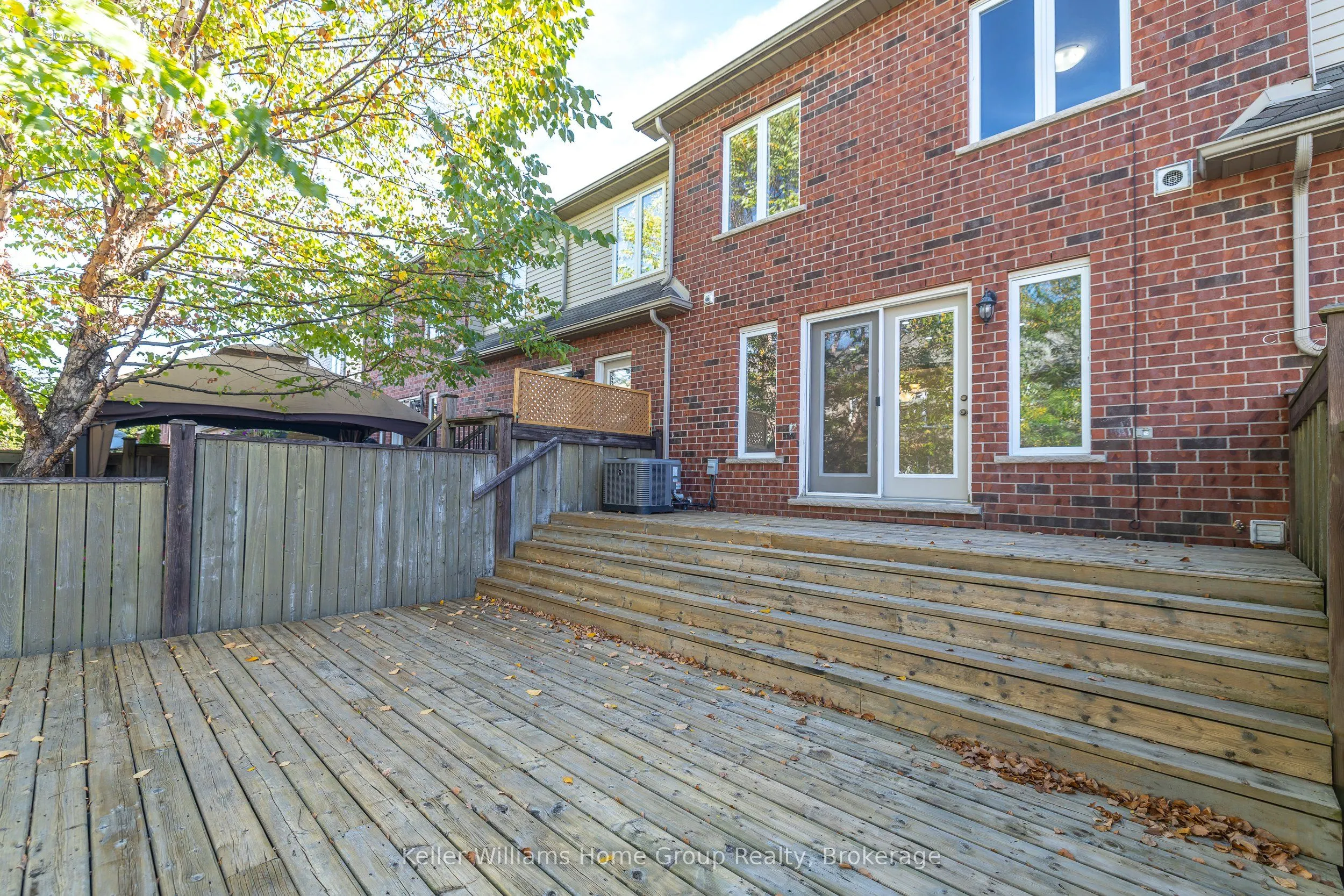 35 AMSTERDAM CRES