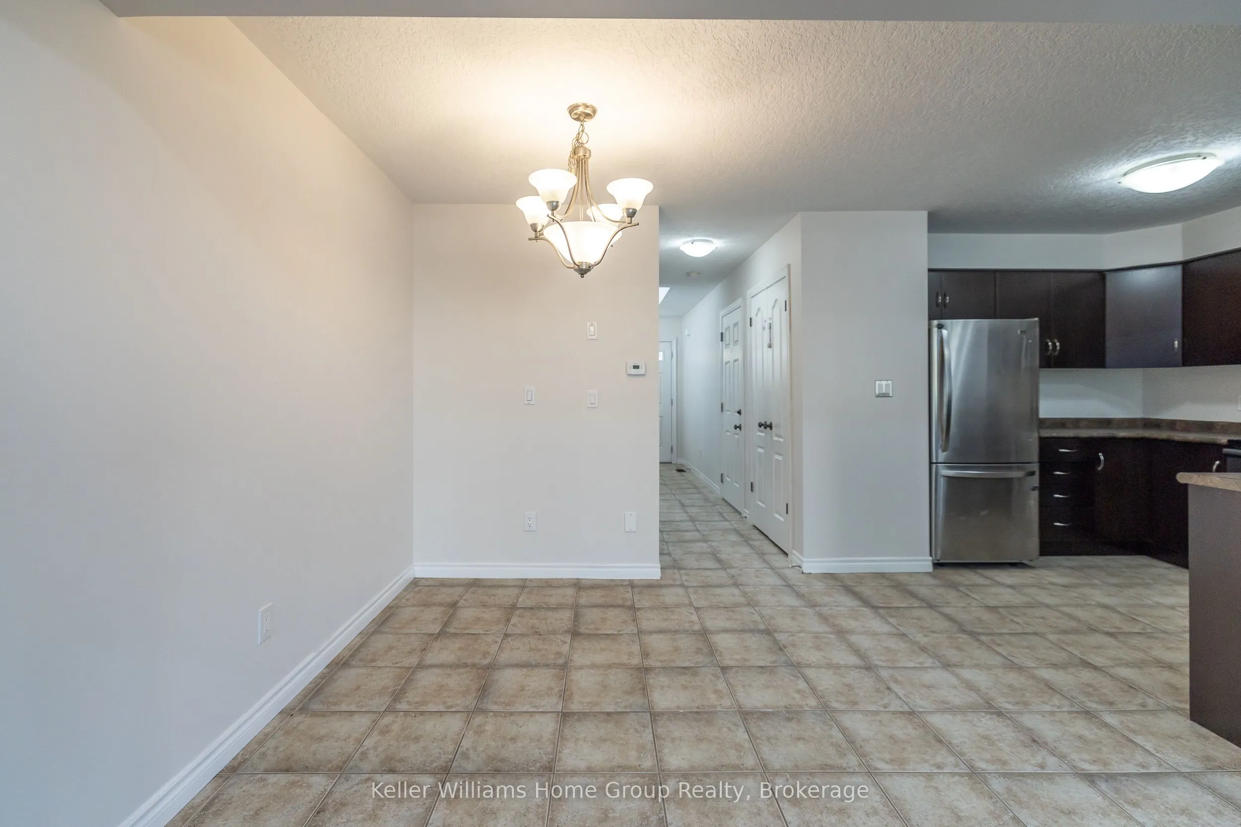 35 AMSTERDAM CRES