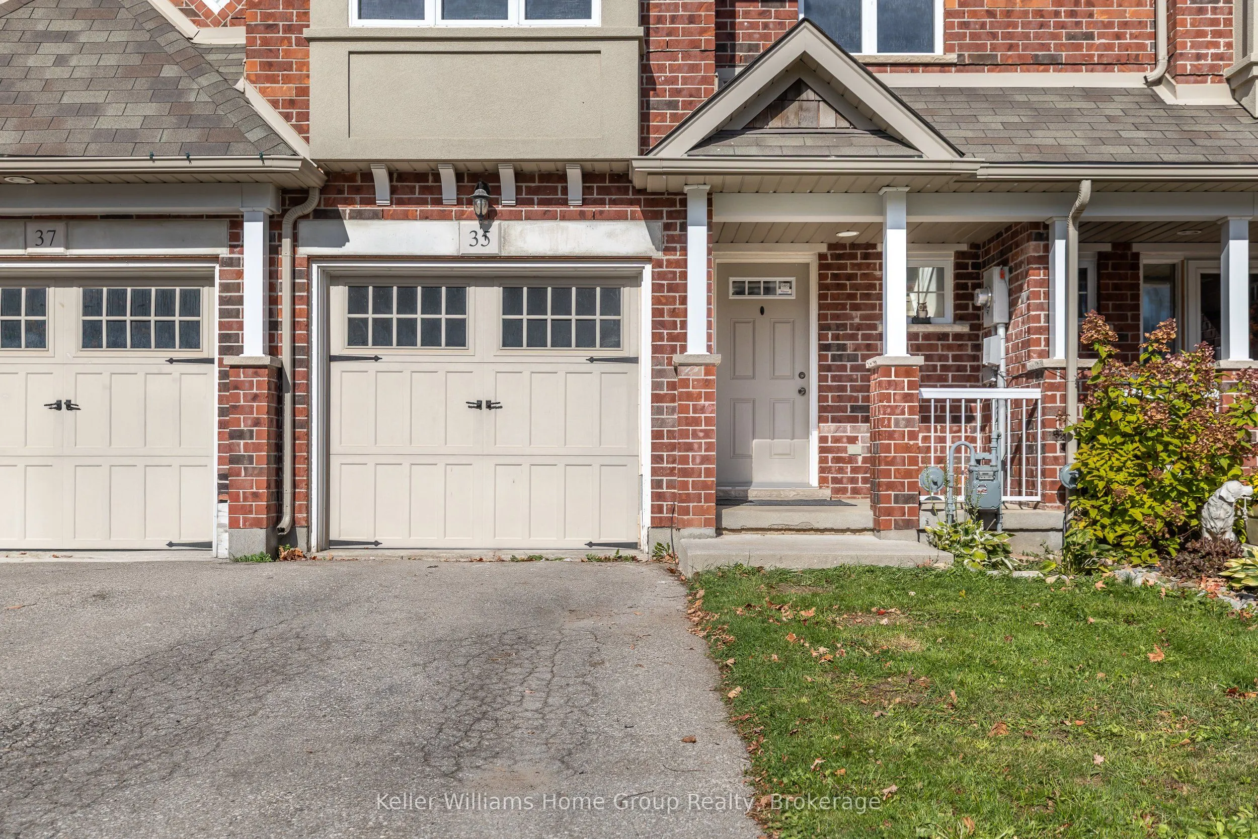 35 AMSTERDAM CRES