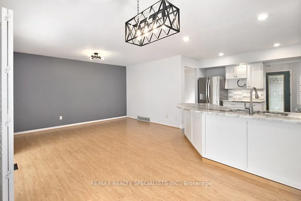 56 Middle Avenue