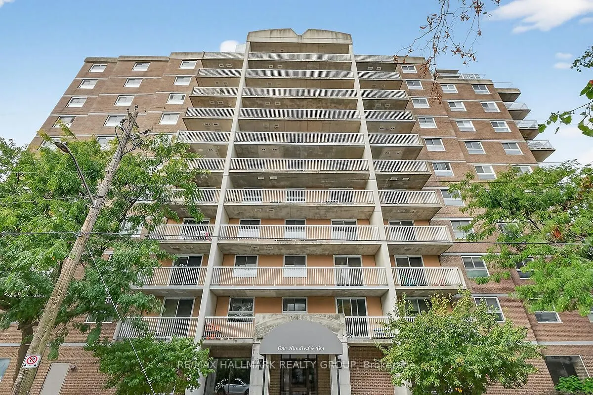 110 Forward Avenue, #305