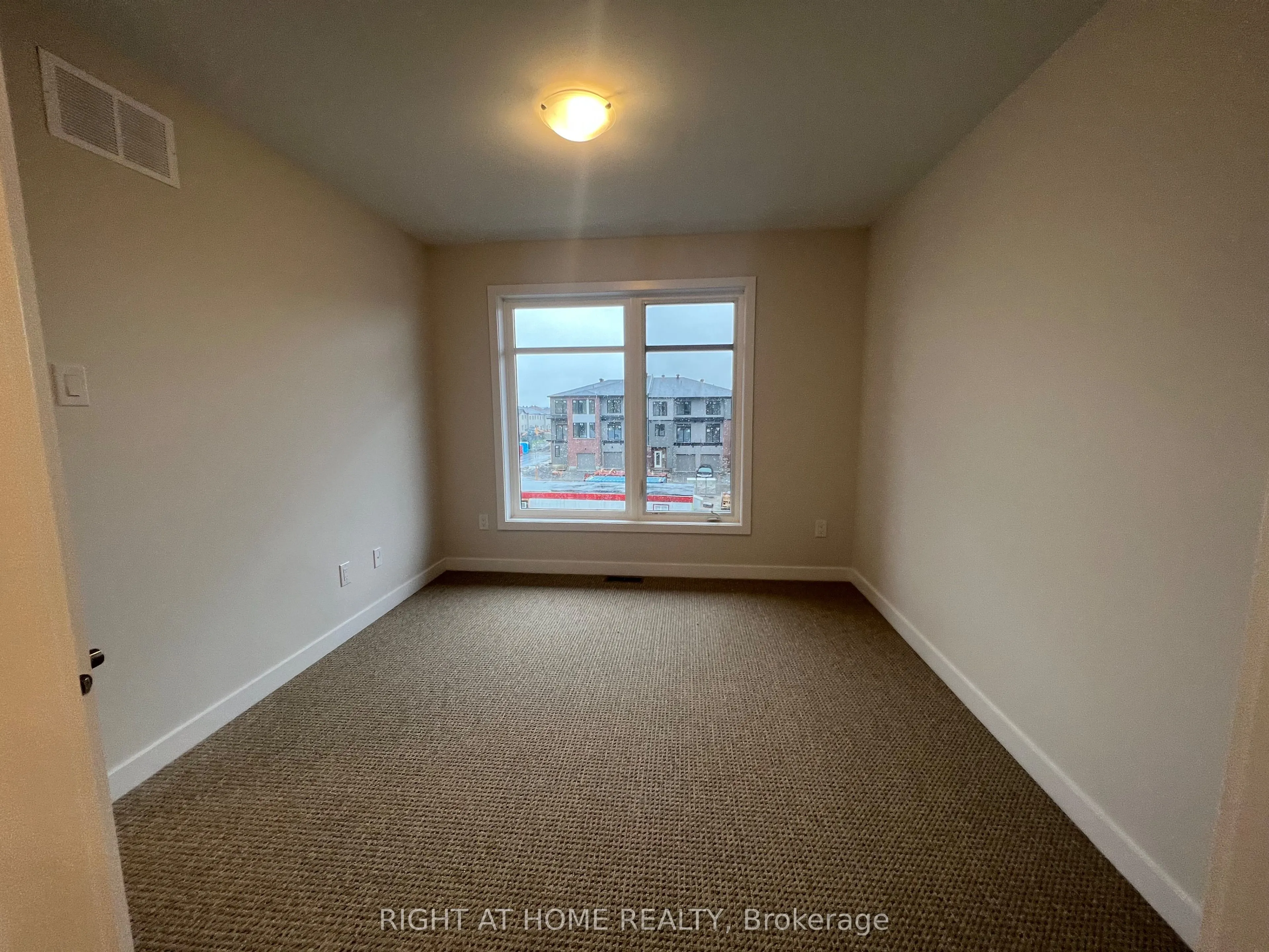 204 Tussock Private