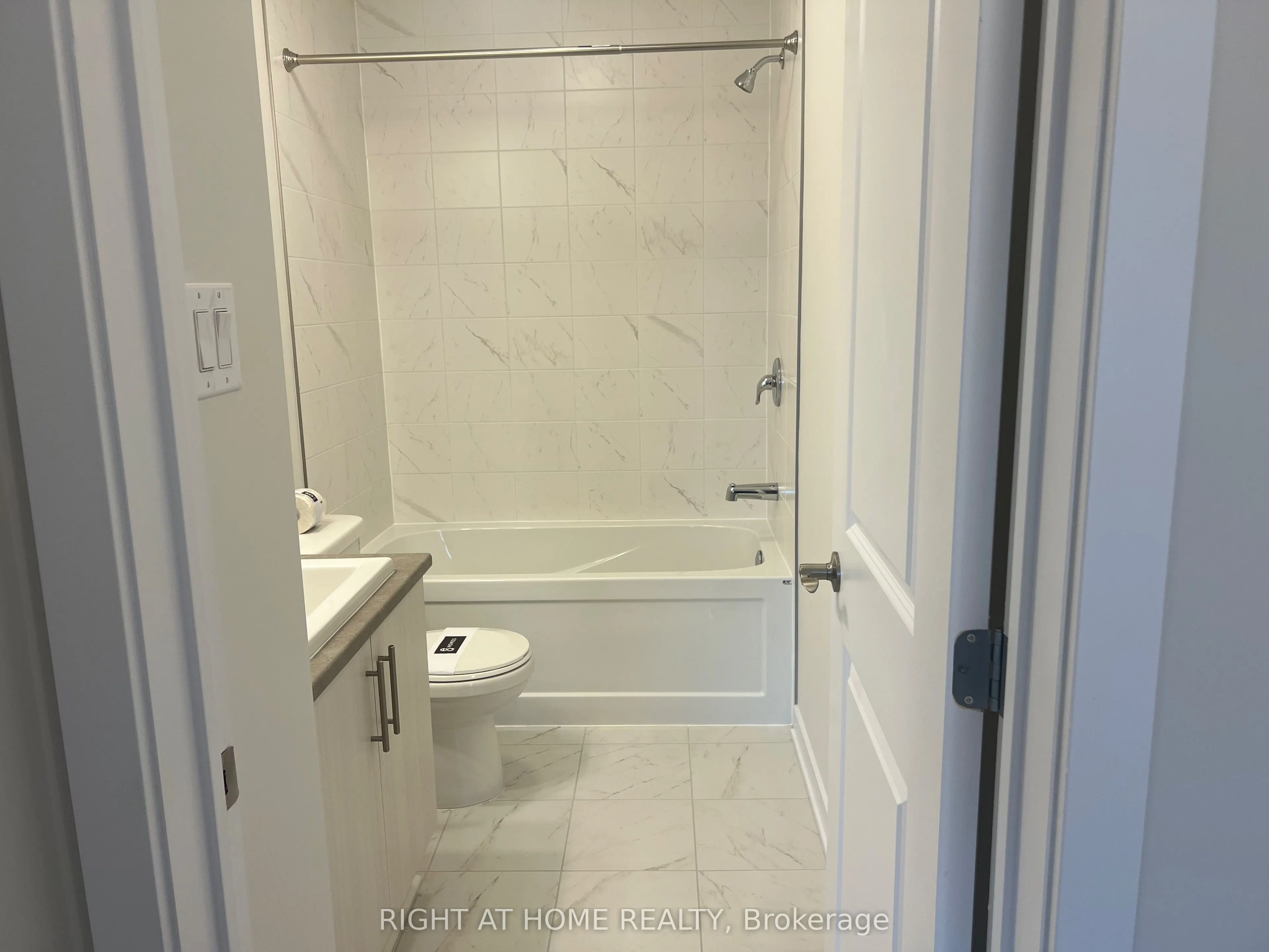 204 Tussock Private