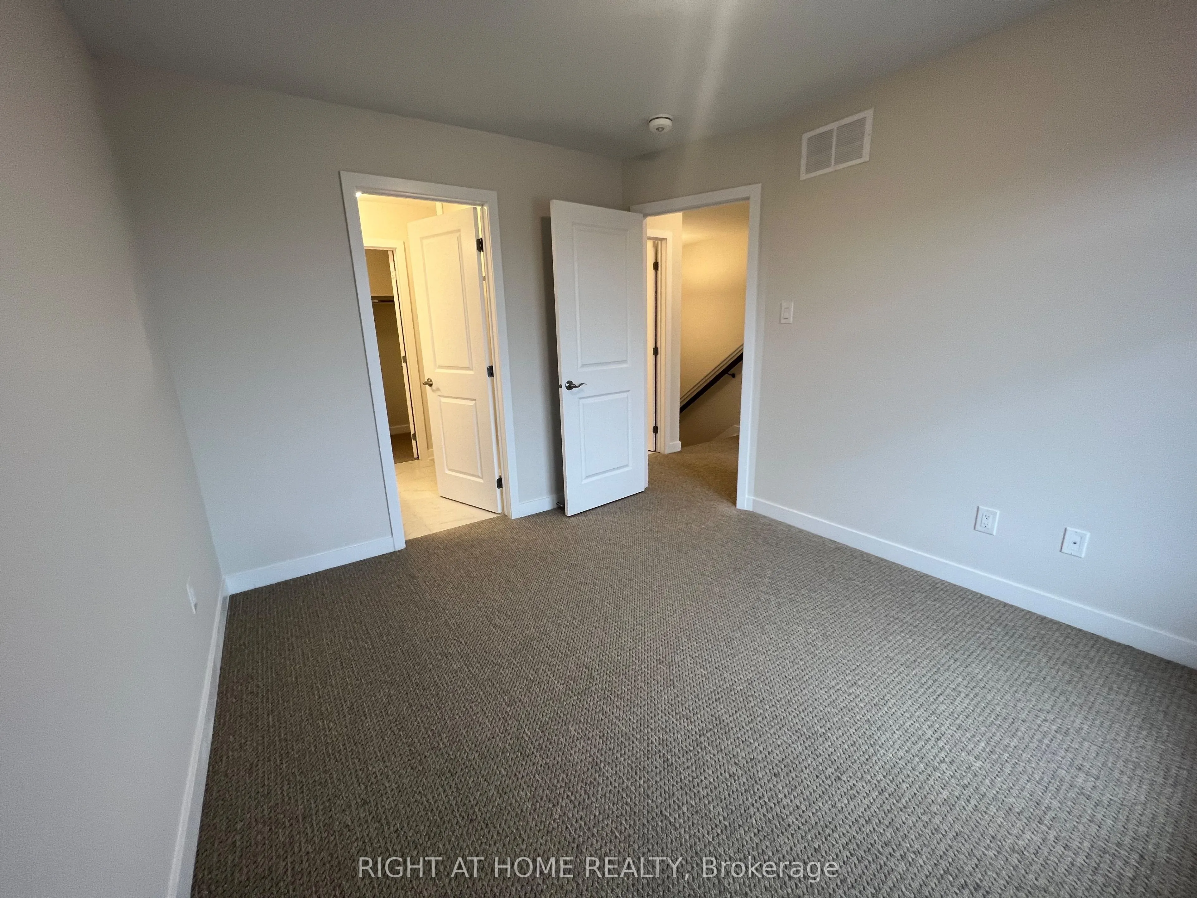 204 Tussock Private