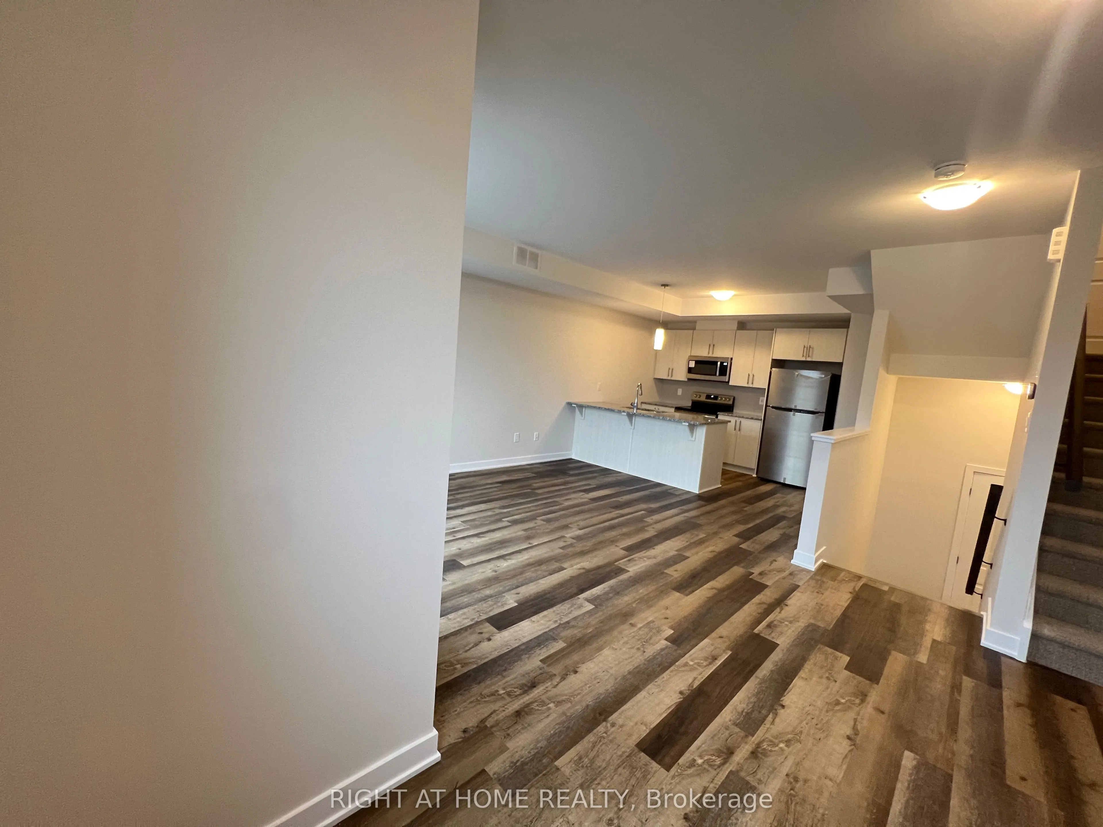 204 Tussock Private