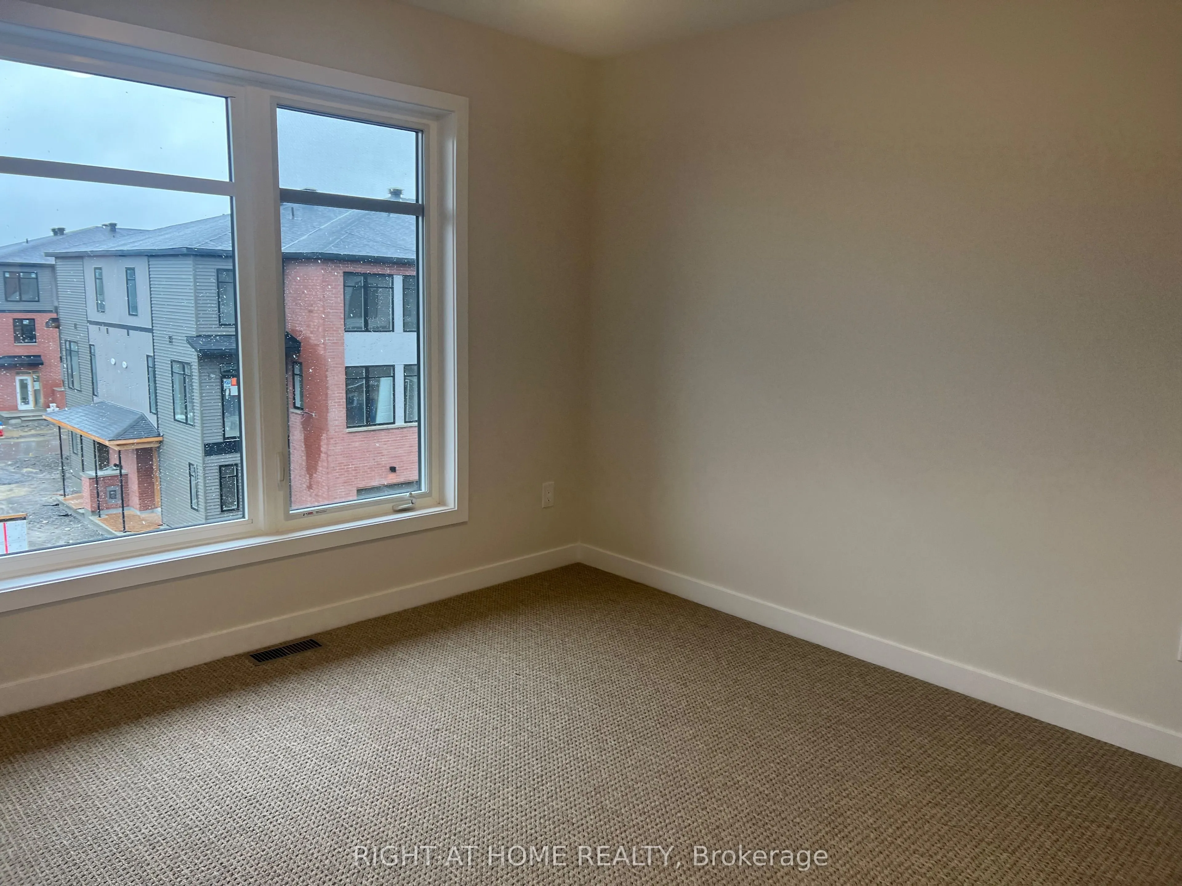 204 Tussock Private