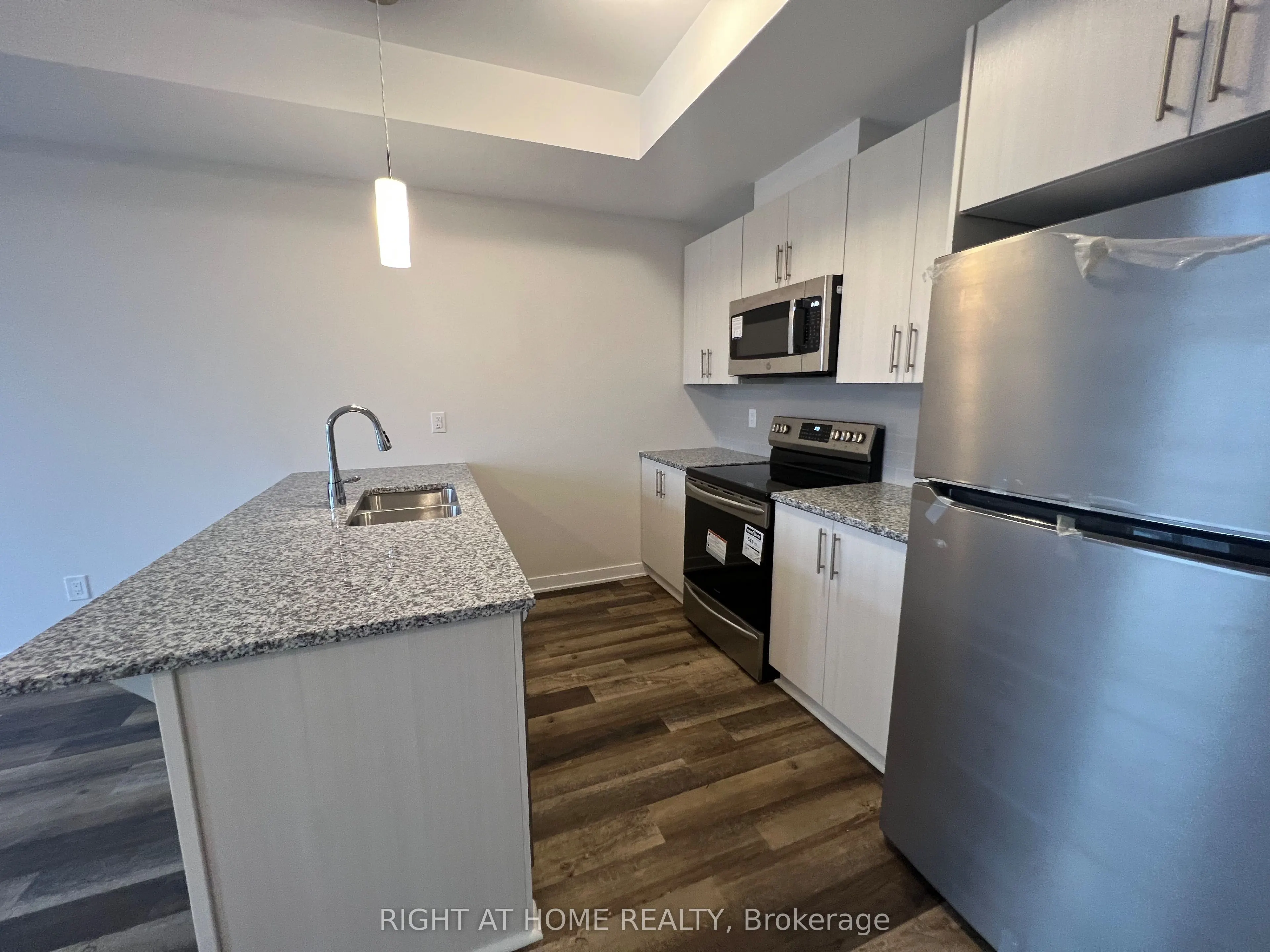 204 Tussock Private