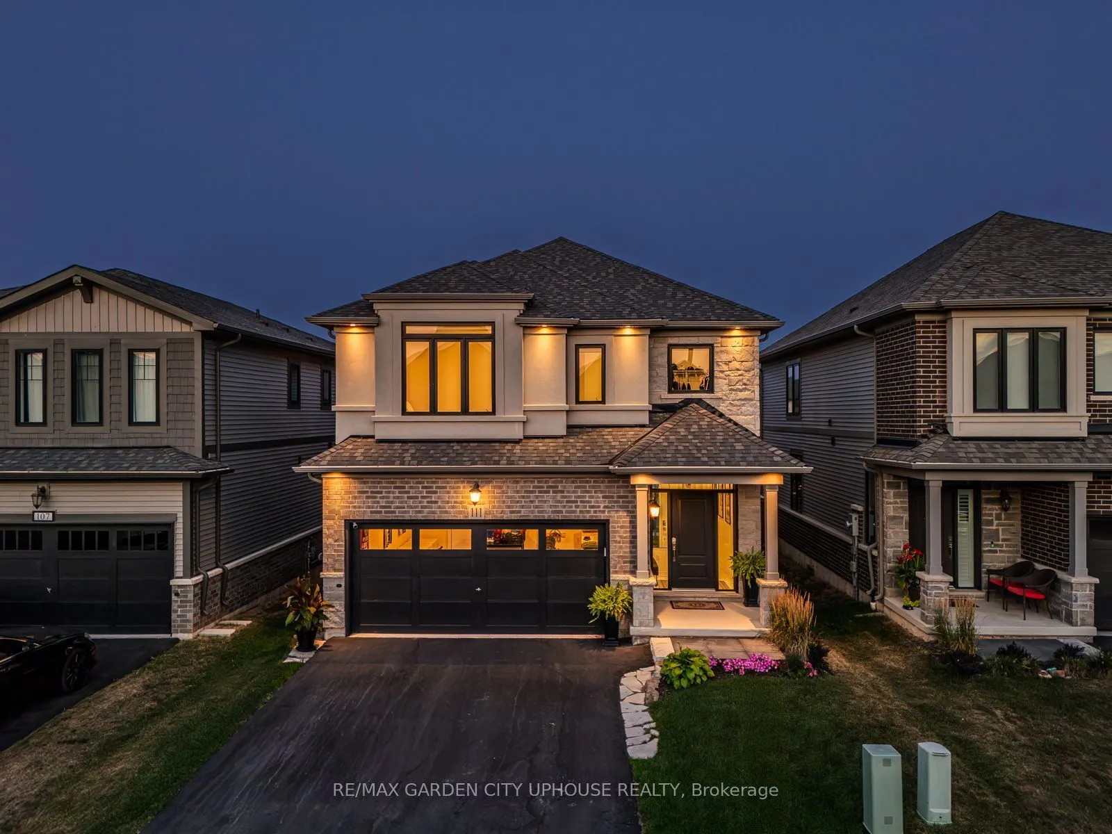 111 STARFIRE Crescent