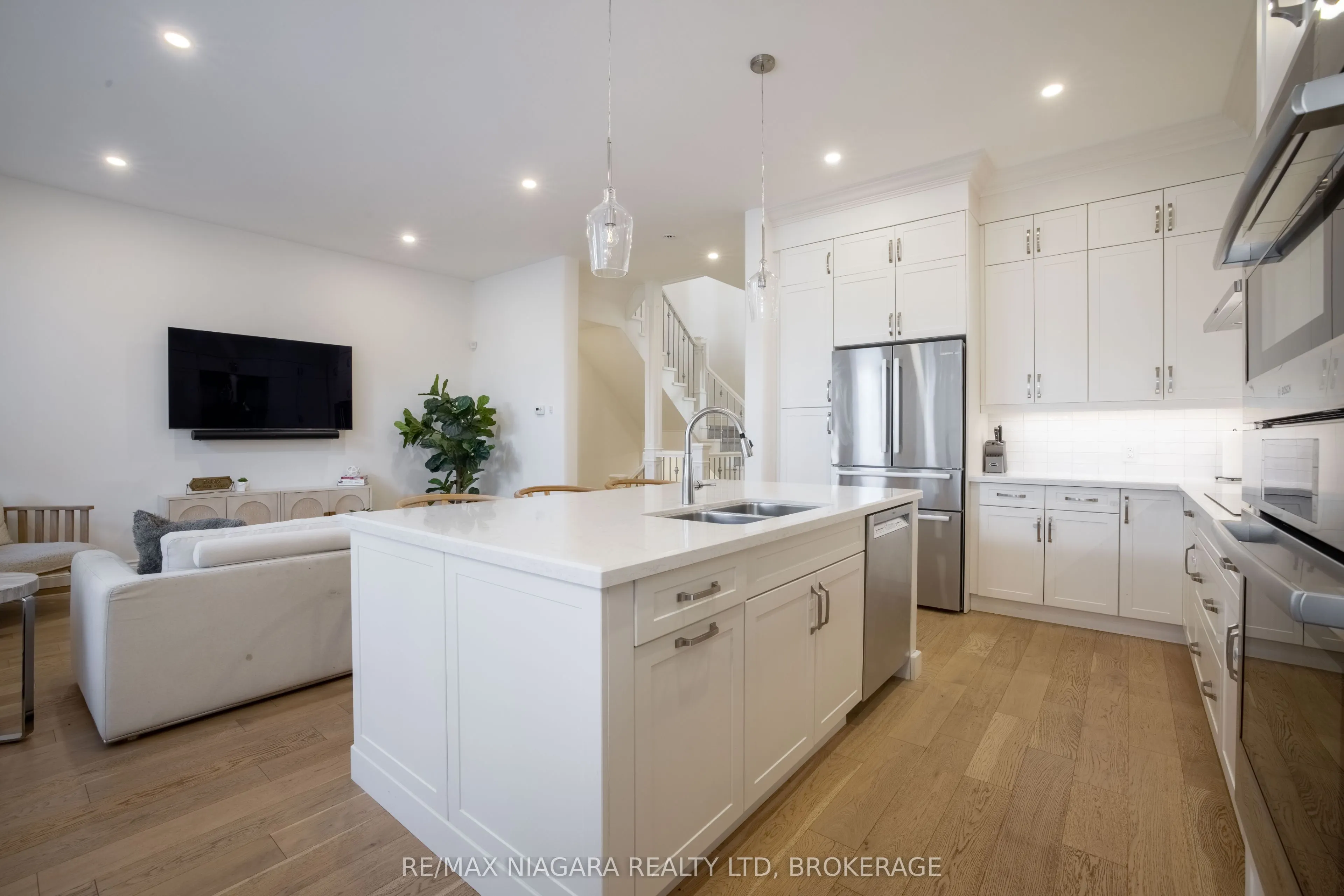 15 ARBOURVALE Common, #Call LBO