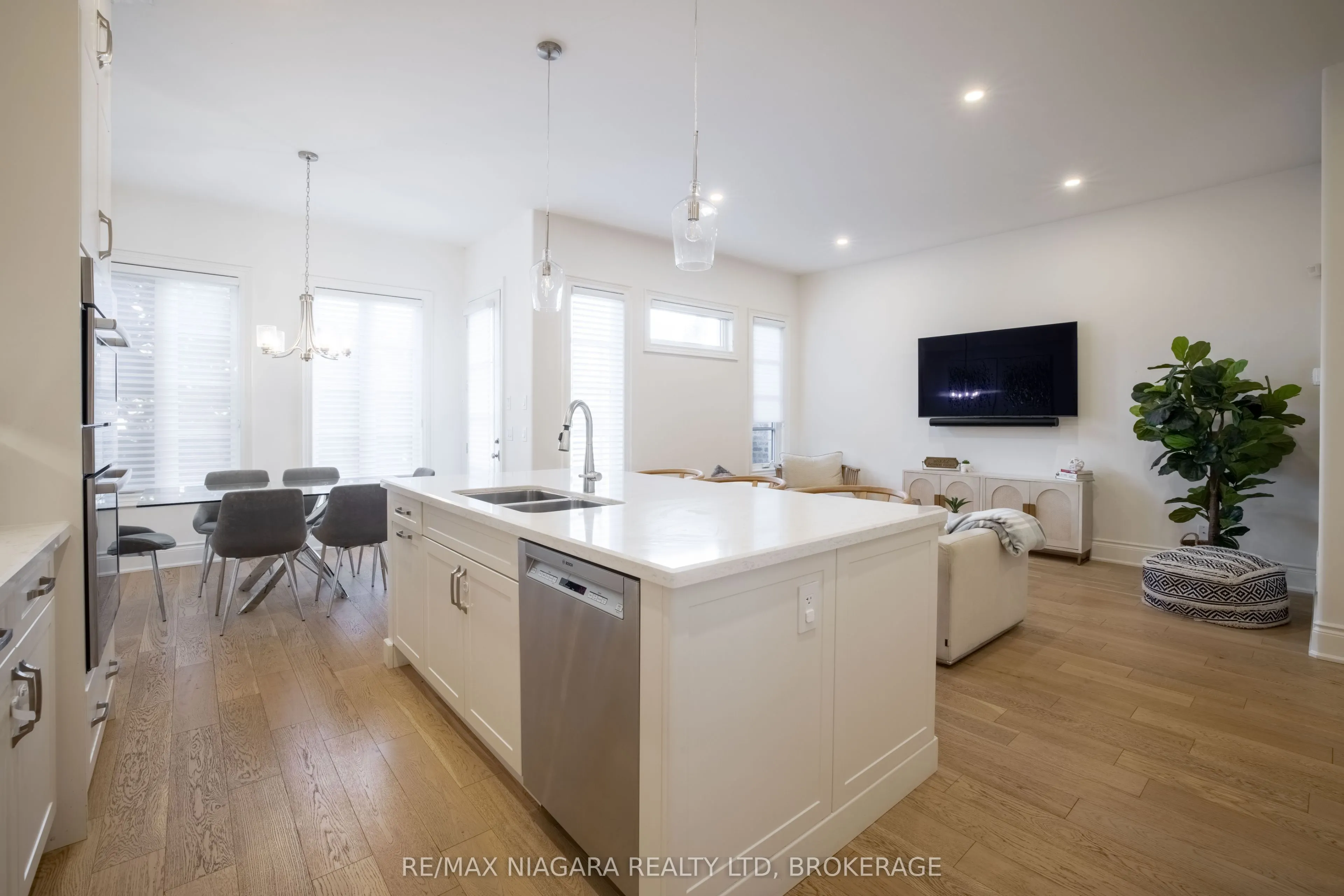 15 ARBOURVALE Common, #Call LBO