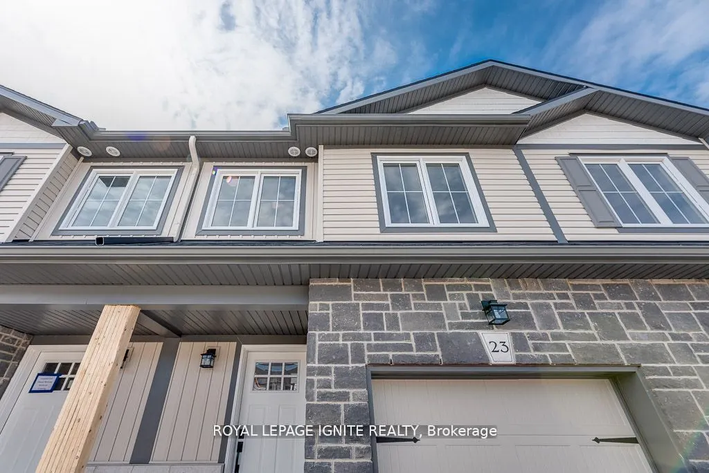 83 Whitcomb Crescent