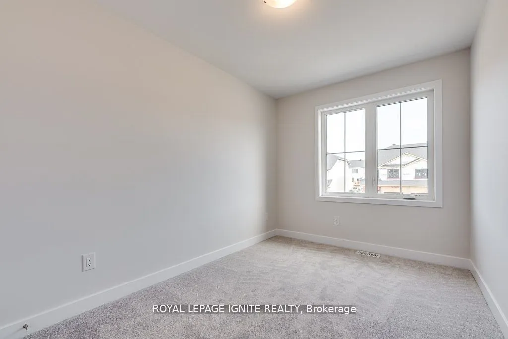 83 Whitcomb Crescent