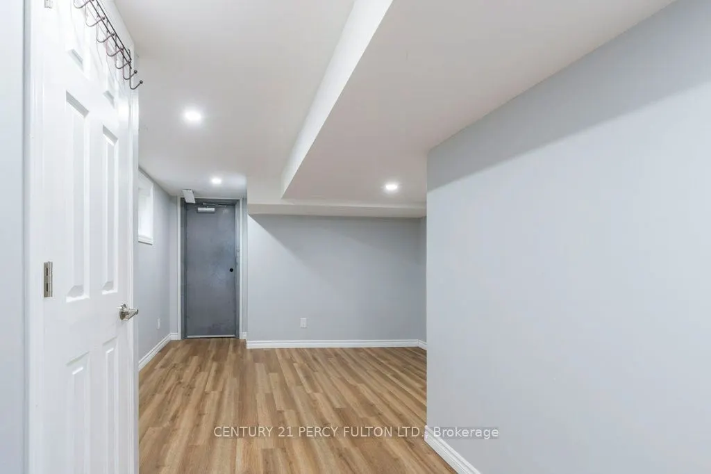 71 Prince Of Wales Drive, #Bsmt