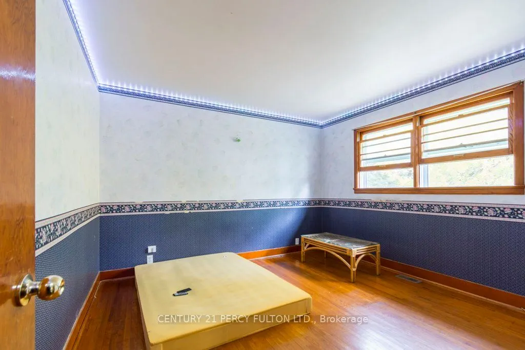 71 Prince Of Wales Drive, #Main