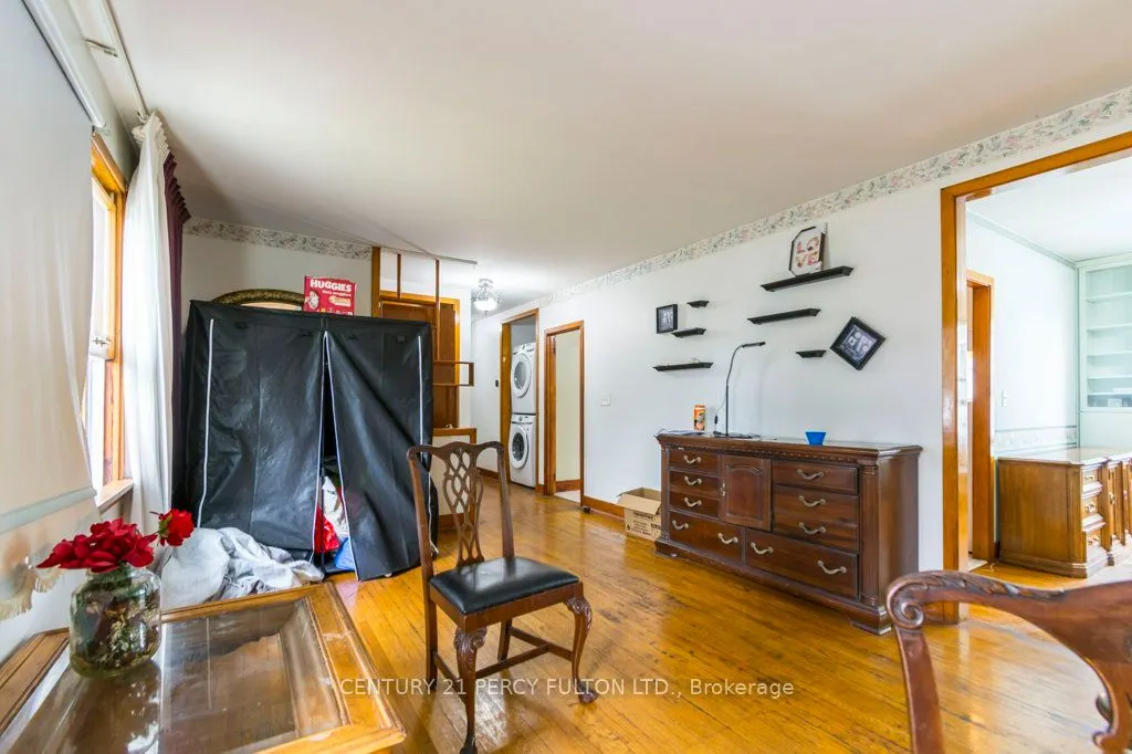 71 Prince Of Wales Drive, #Main